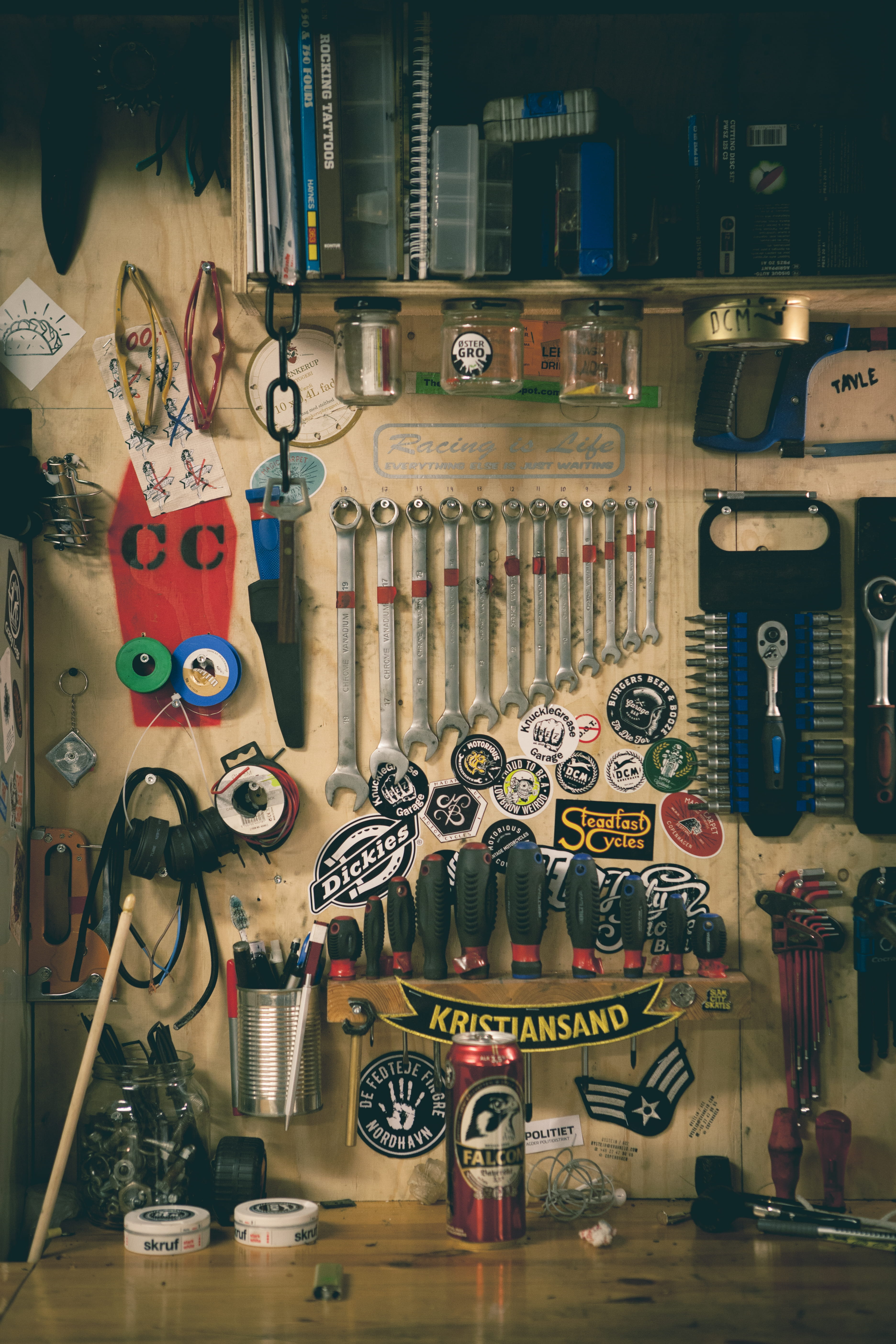 motorcycle garage, ratchet, script, trademark, shelf, western script, symbol, norwegian, denmark, hammer, for sale, variation, sweden, collection, norway, Phone HD Wallpaper