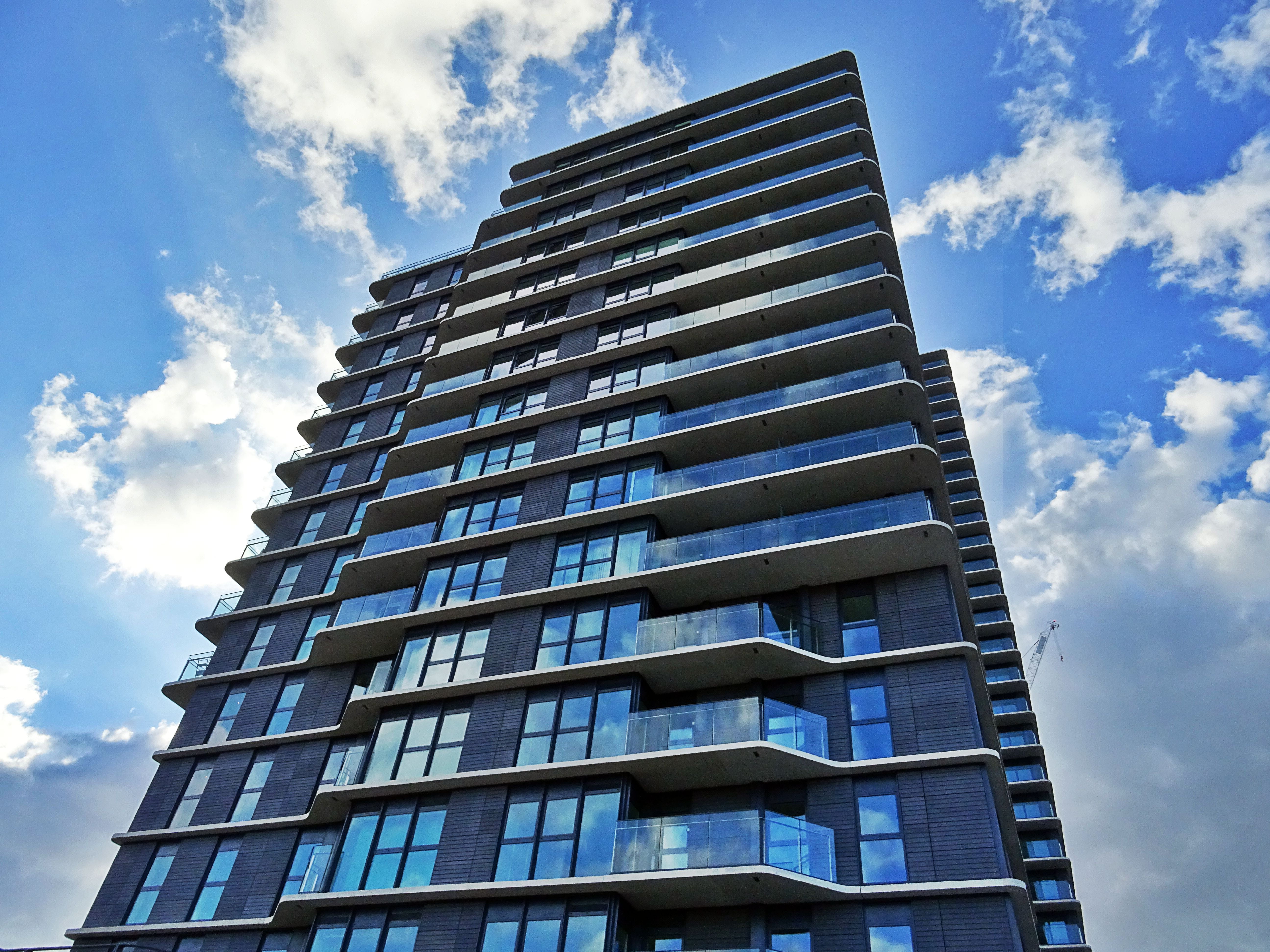 building feature, apartment, building, city, low angle view, glass items, office building exterior, nature, residential District, outdoors, architecture, HD Wallpaper