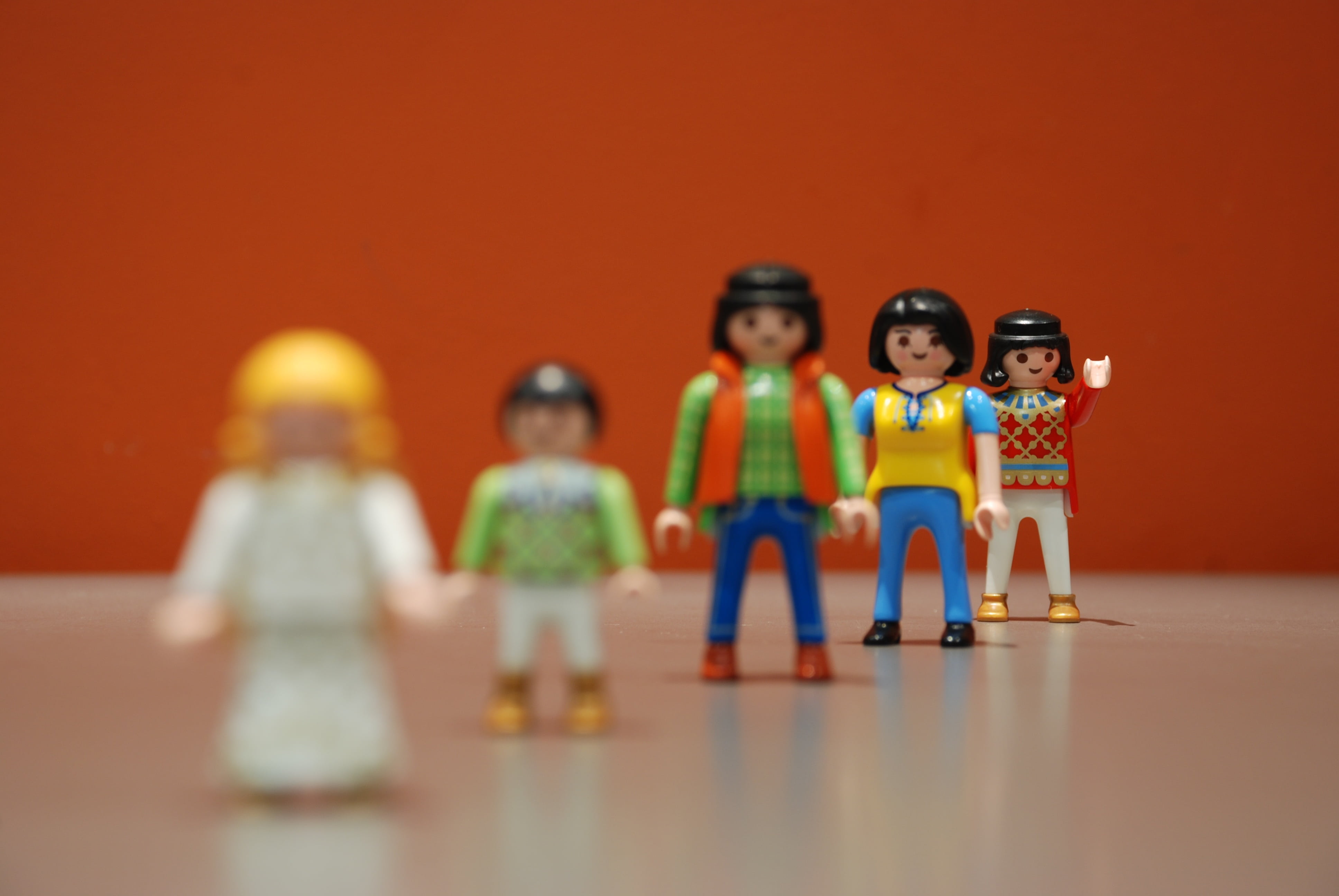 4K, childhood, indoors, figurine, small, table, toy, females, studio shot, group of people, waving, offspring, boy, colored background, boys, full length, HD Wallpaper