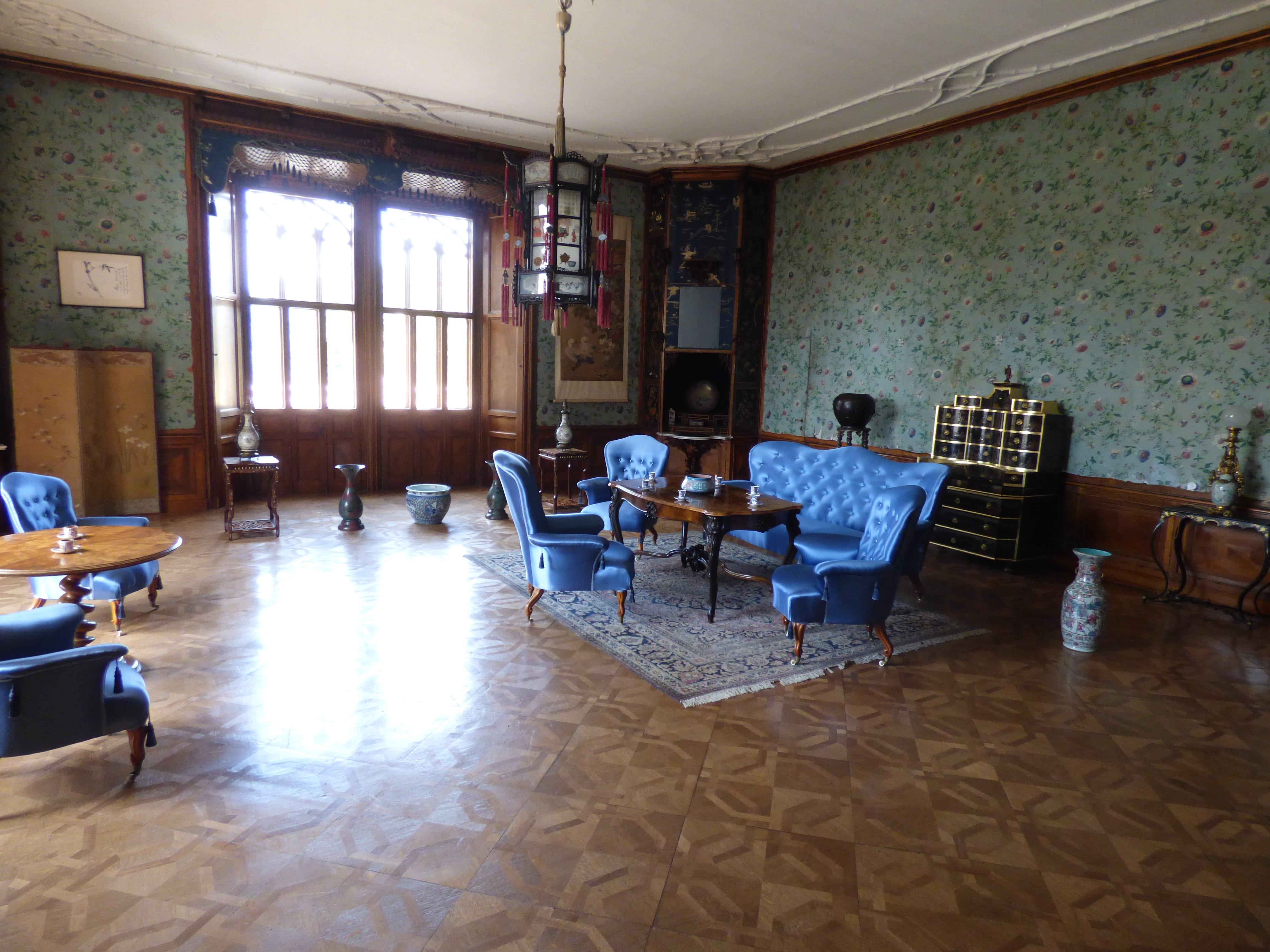 building, tiled floor, empty, the museum, antique, luxury, Furniture, seat, table, no people, Sojourn, shutters, window, nobleman, chair, wall, 4K, tile, HD Wallpaper