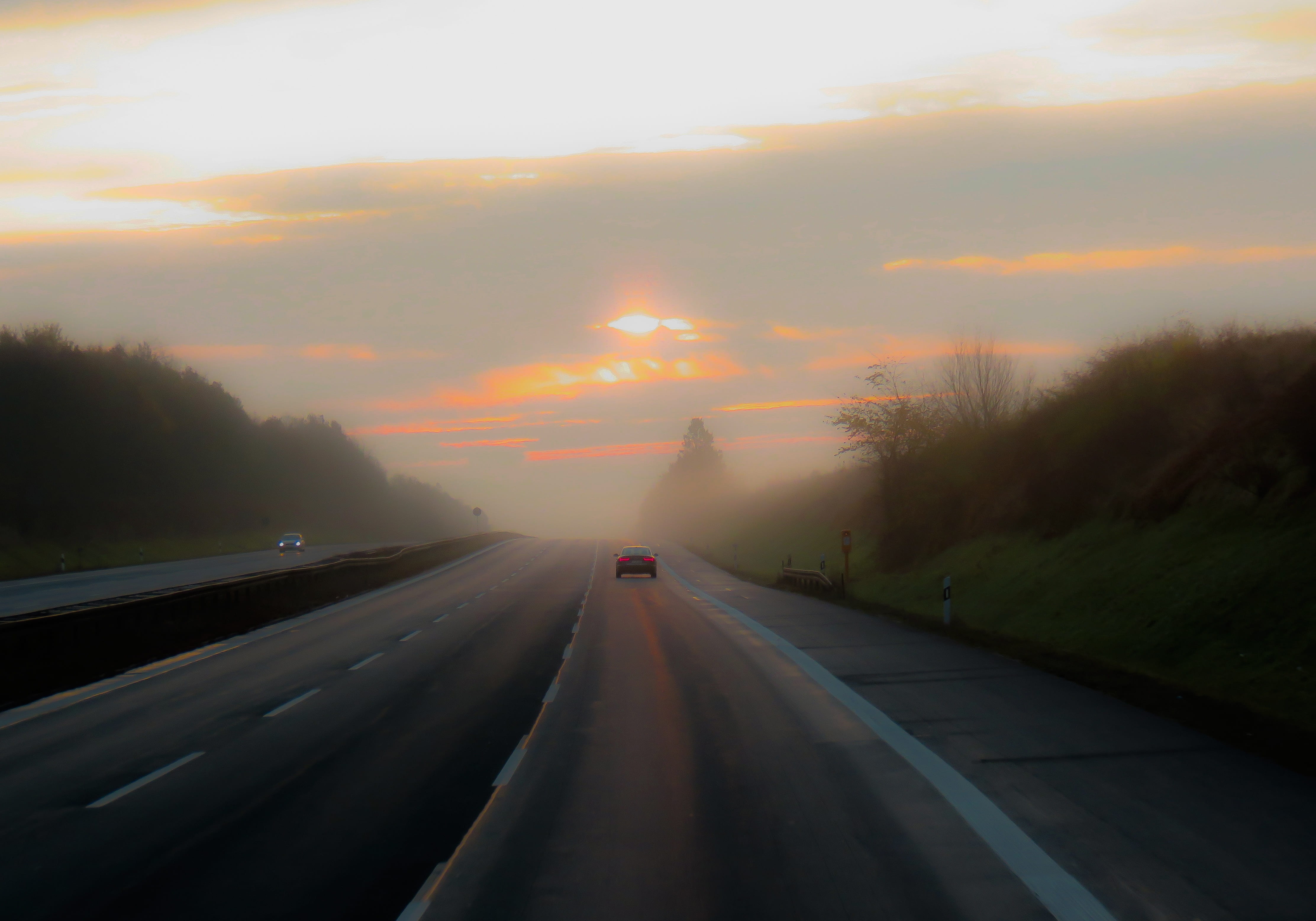 plant, the way forward, sunset, cloud - sky, travel, no people, sky, holiday, morning hour, vanishing point, hazy, sunrise, highway, distance, taillights, HD Wallpaper