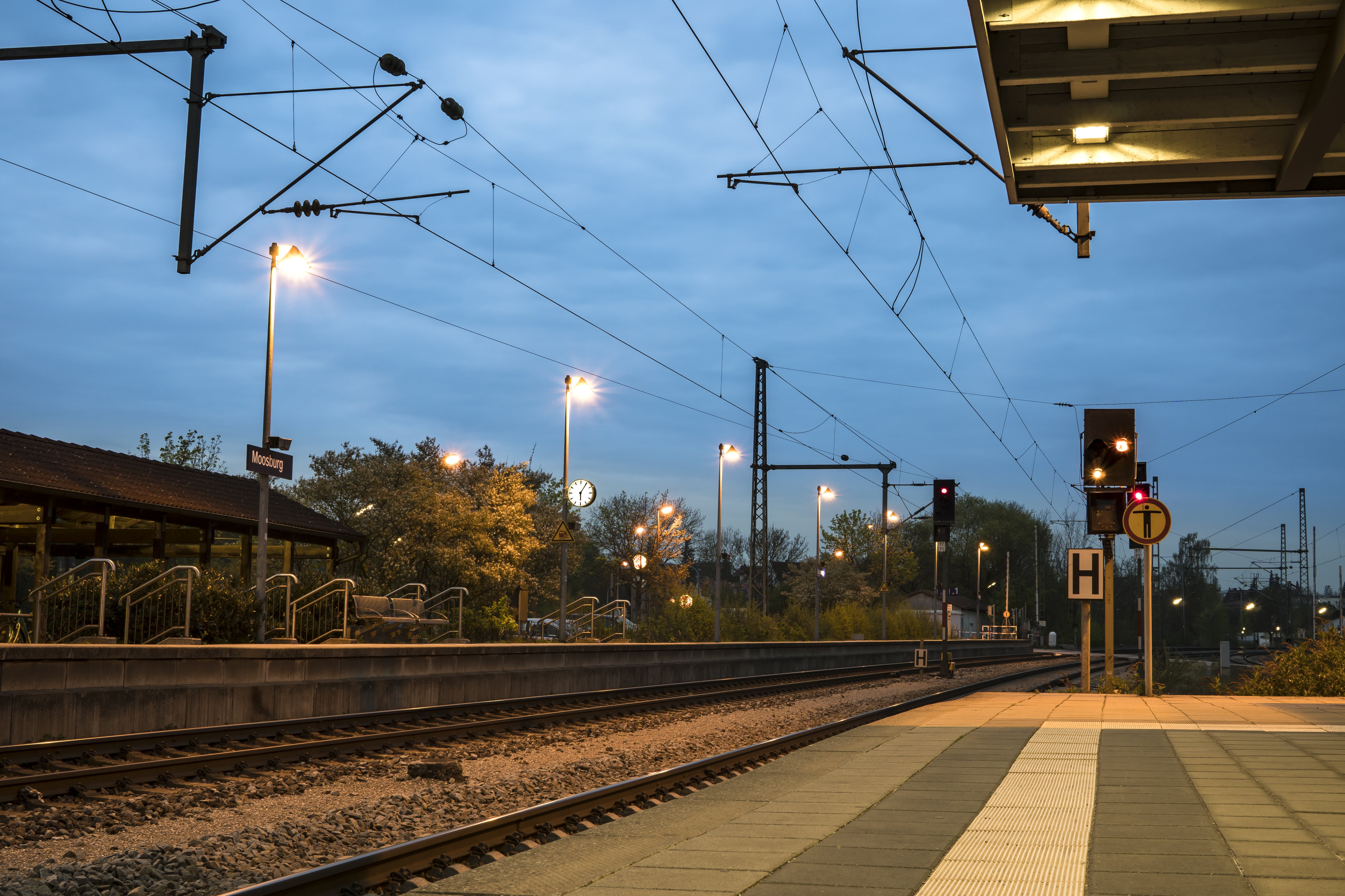 power supply, electricity, cable, seemed, lamps, railway rails, public transportation, gleise, nature, illuminated, lighting equipment, rail transportation, HD Wallpaper