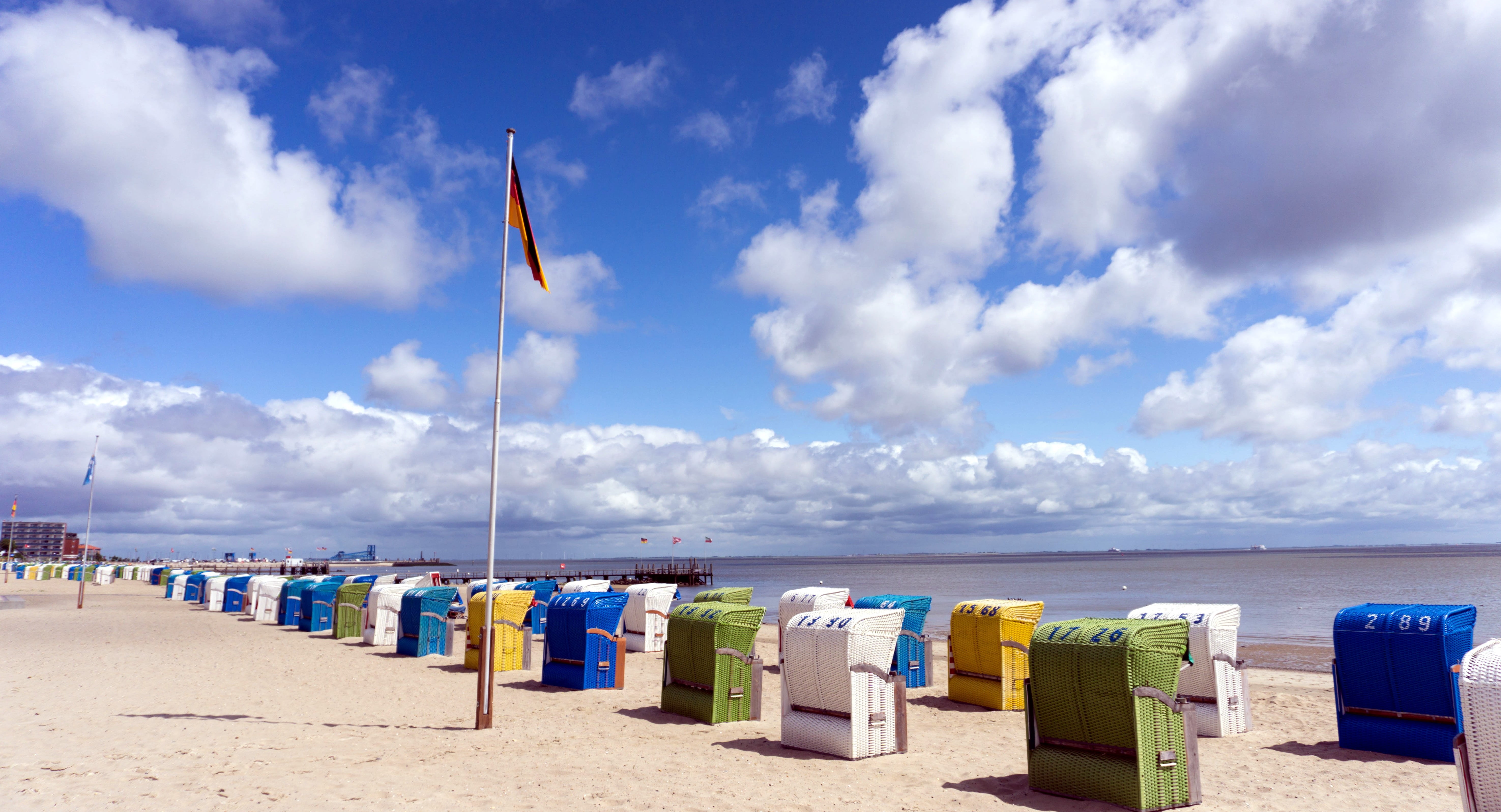 recovery, beauty in nature, multi colored, scenics - nature, land, holiday, ebb, sand, 5K, horizon over water, outdoors, trip, in a row, north sea, sky, HD Wallpaper