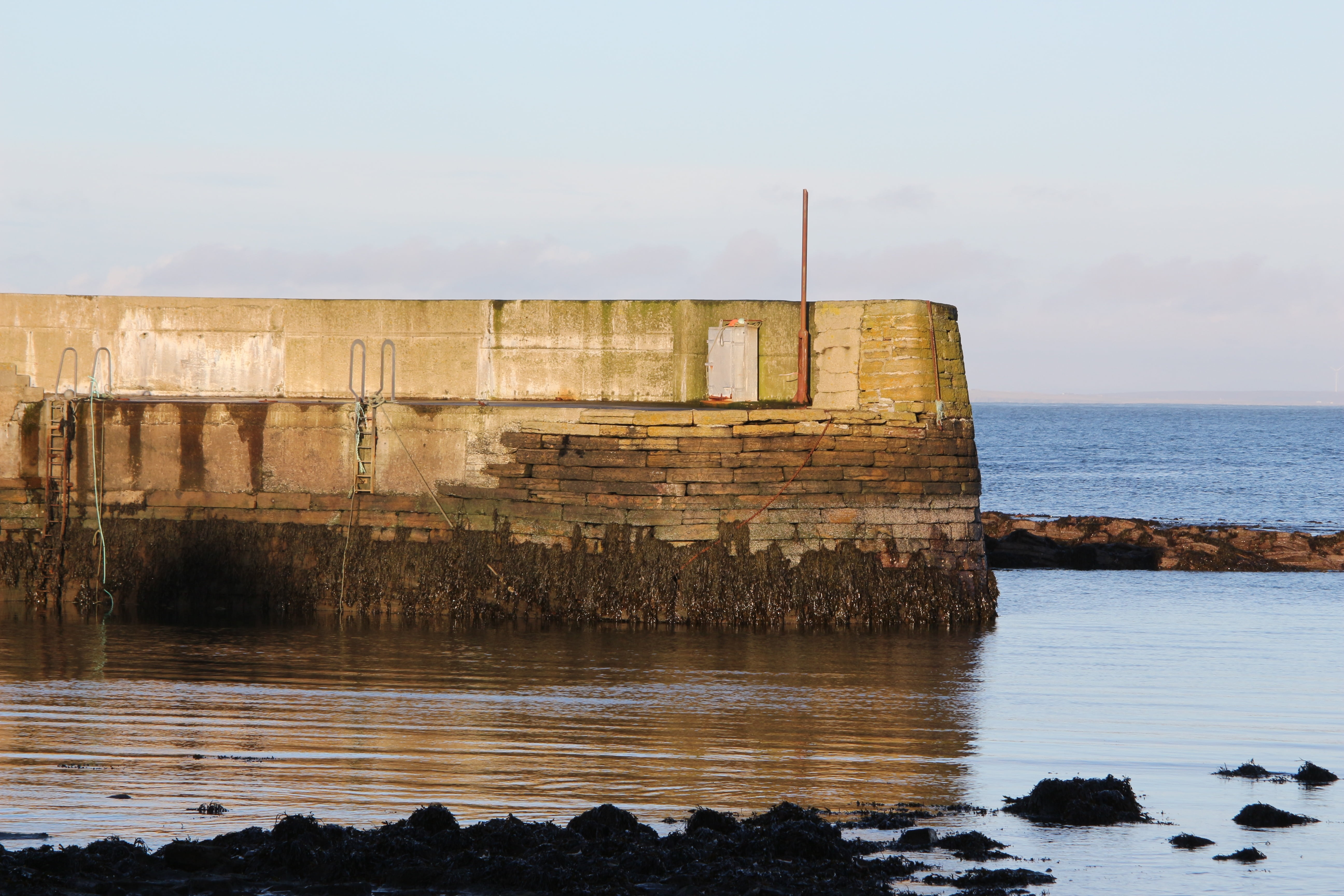 caithness, decline, horizon over water, water, nature, port harrow, sky, sea, damaged, tidal plain, harrow, rusty, building exterior, no people, land, horizon, HD Wallpaper