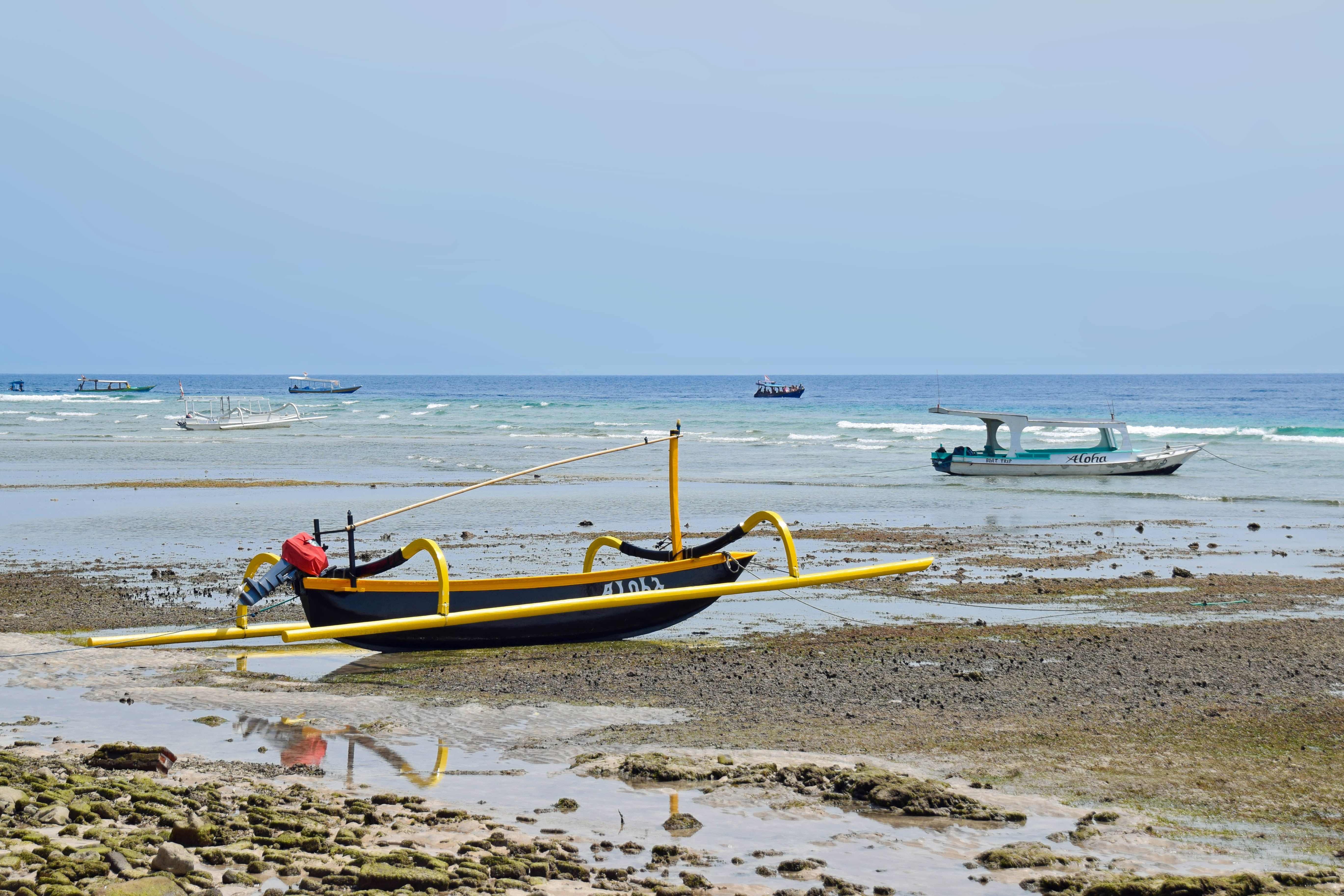 ship, gili islands, moored, fishing boat, mode of transportation, horizon over water, horizon, nature, day, clear sky, 5K, transportation, tranquility, HD Wallpaper