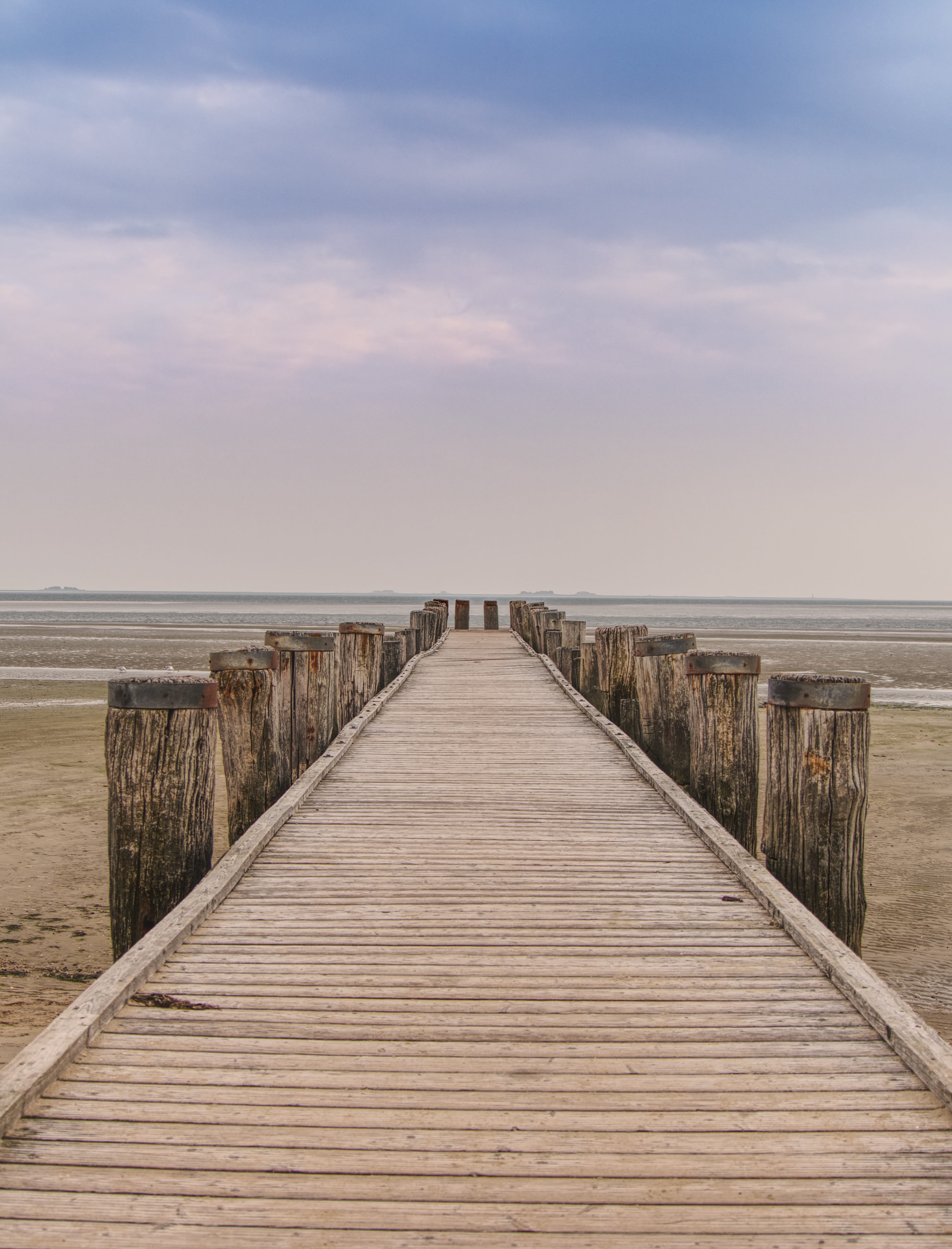 railing, tranquility, pillar, wooden post, the way forward, hdr, tranquil scene, direction, wyk, nature, web, horizon over water, island, wood, beach, south beach, Phone HD Wallpaper