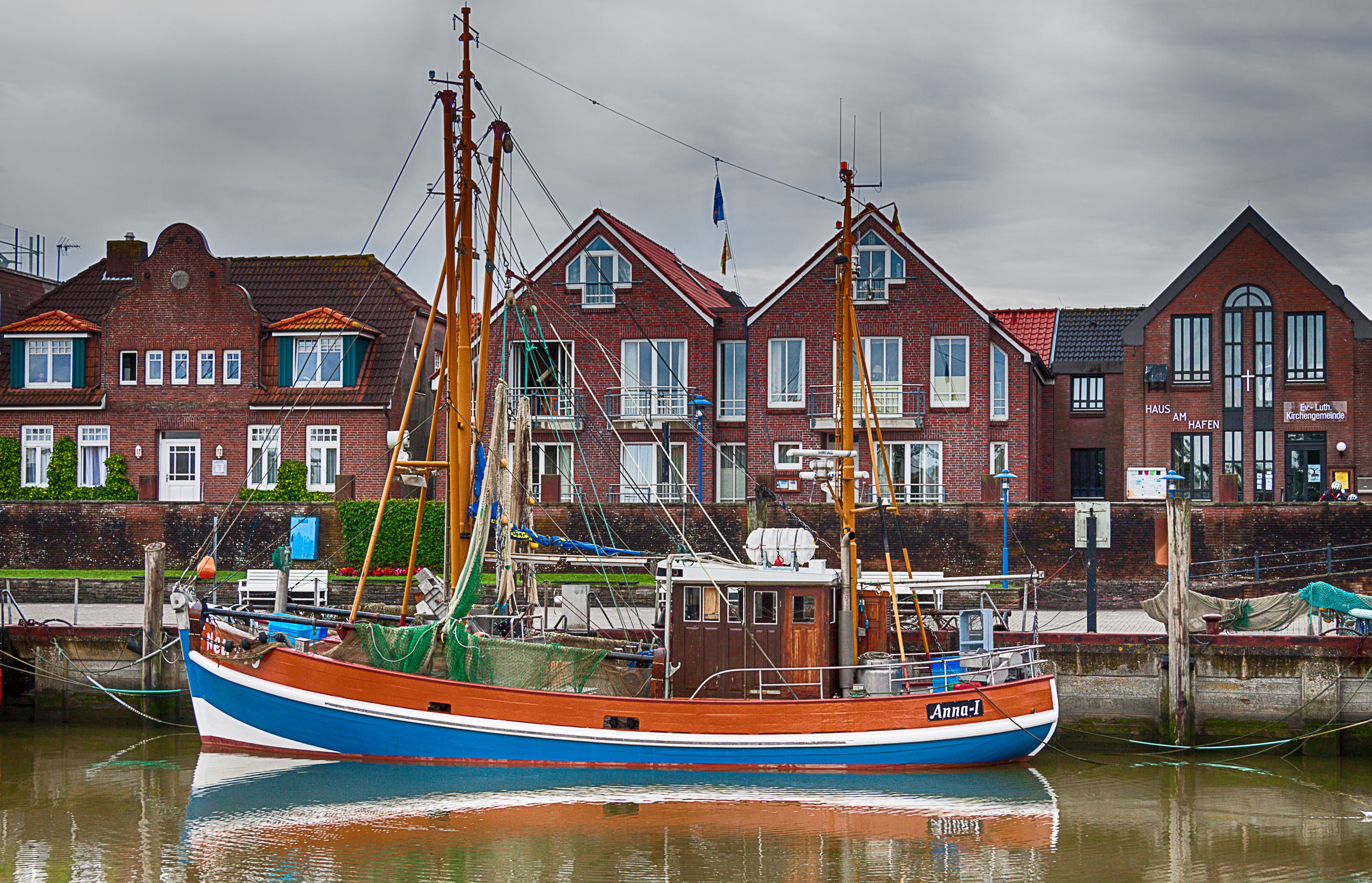 outdoors, scandinavia, sea, east frisia, canal, architecture, water, old, nature, harbor, town, sky, europe, no people, transportation, house, moored, cloud - sky, HD Wallpaper