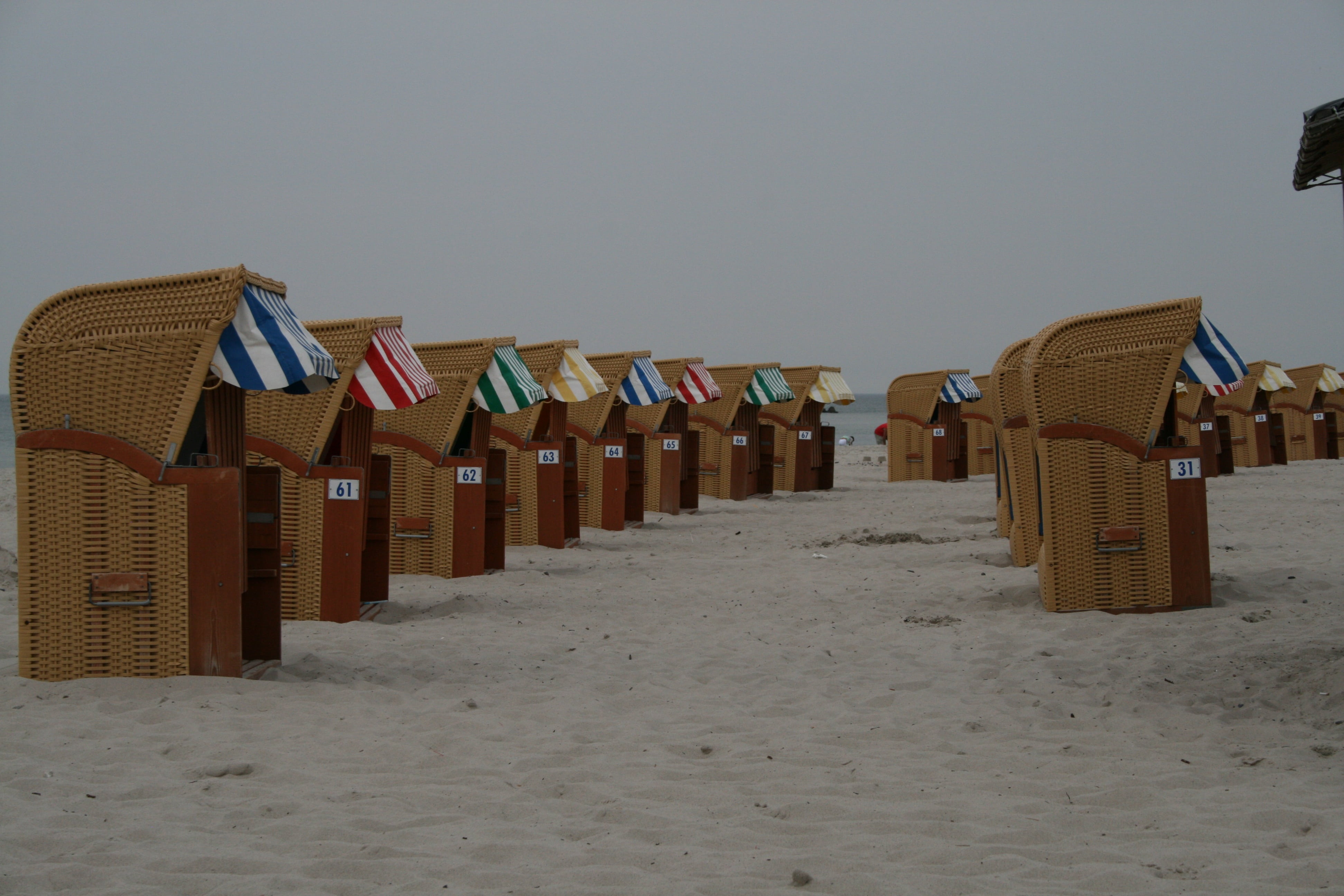 wind protection, scenics - nature, beach chair, seat, 4K, beach, land, summer, sky, side by side, chair, beauty in nature, day, nature, sand beach, water, HD Wallpaper