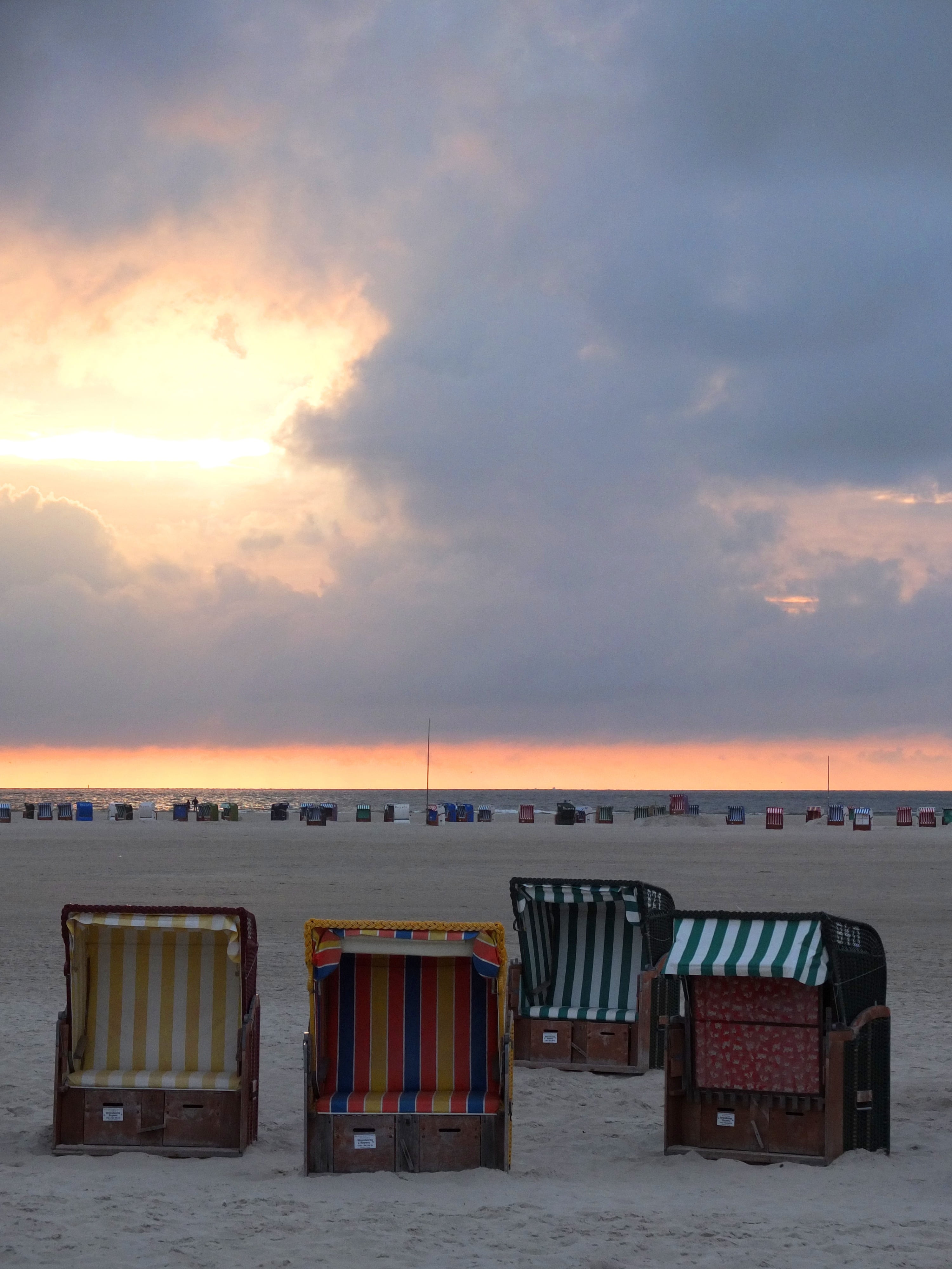 sky, tranquility, island, absence, sunset, in a row, sea, outdoors, kniepsand, no people, nordfriesland, beauty in nature, beach chair, tranquil scene, Phone HD Wallpaper