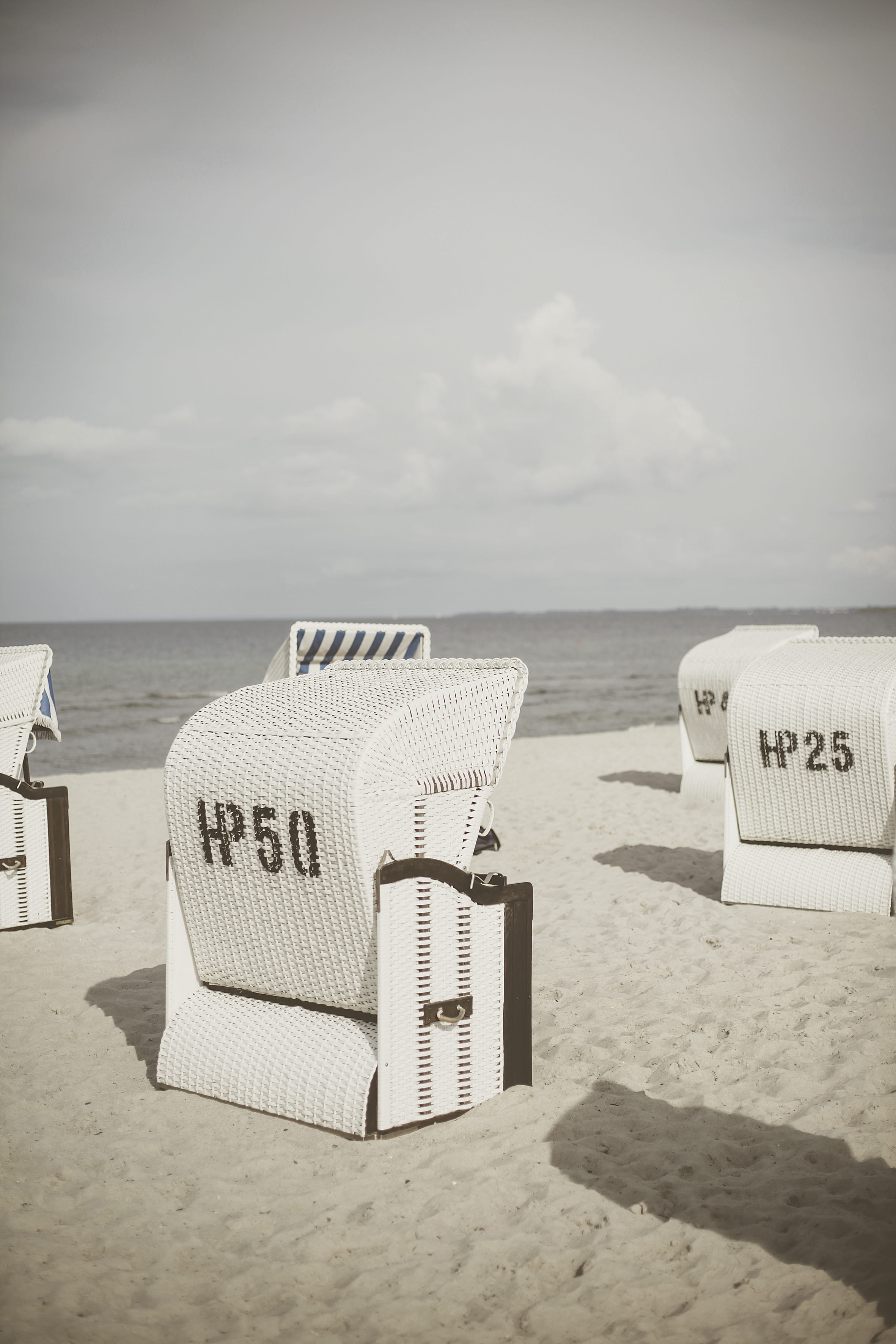 absence, lounge, beach, outdoor chair, soil, box, nature, beauty in nature, no people, cushion, sand, tranquility, water, ocean, 2K, land, clothing, holiday, Phone HD Wallpaper