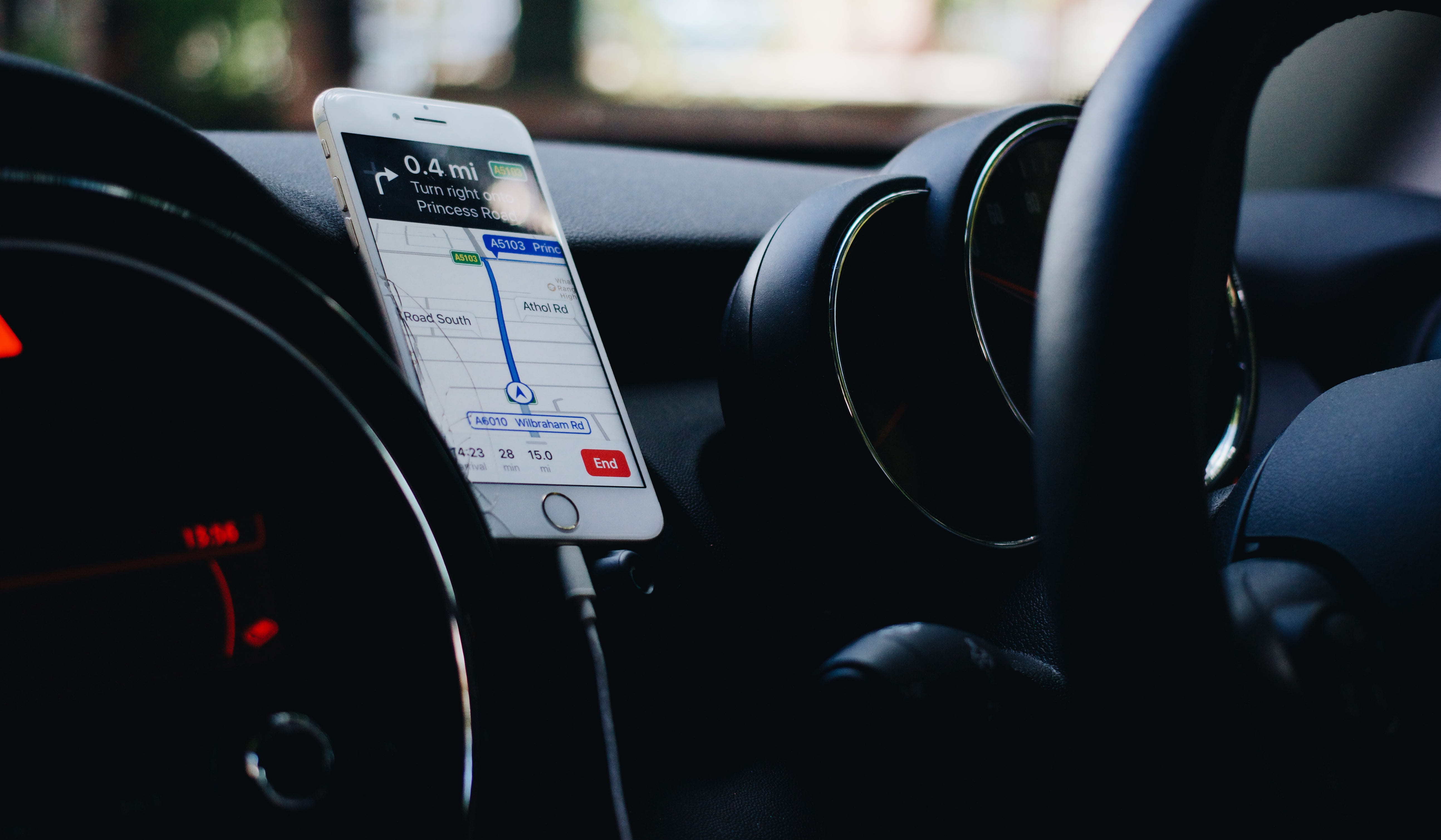 vehicle, equipment, transportation, communication, car, smart phone, gps, motor vehicle, satnav, car interior, using, application, 5K, technology, number, HD Wallpaper