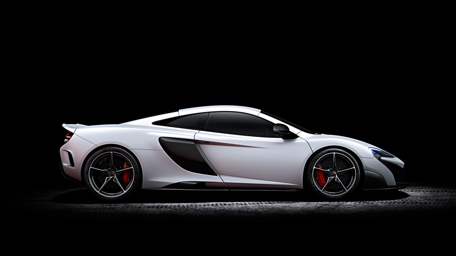 chrome, sport, studio shot, wheel, silver colored, professional sport, luxury, simple background, mode of transportation, black background, sports car, HD Wallpaper