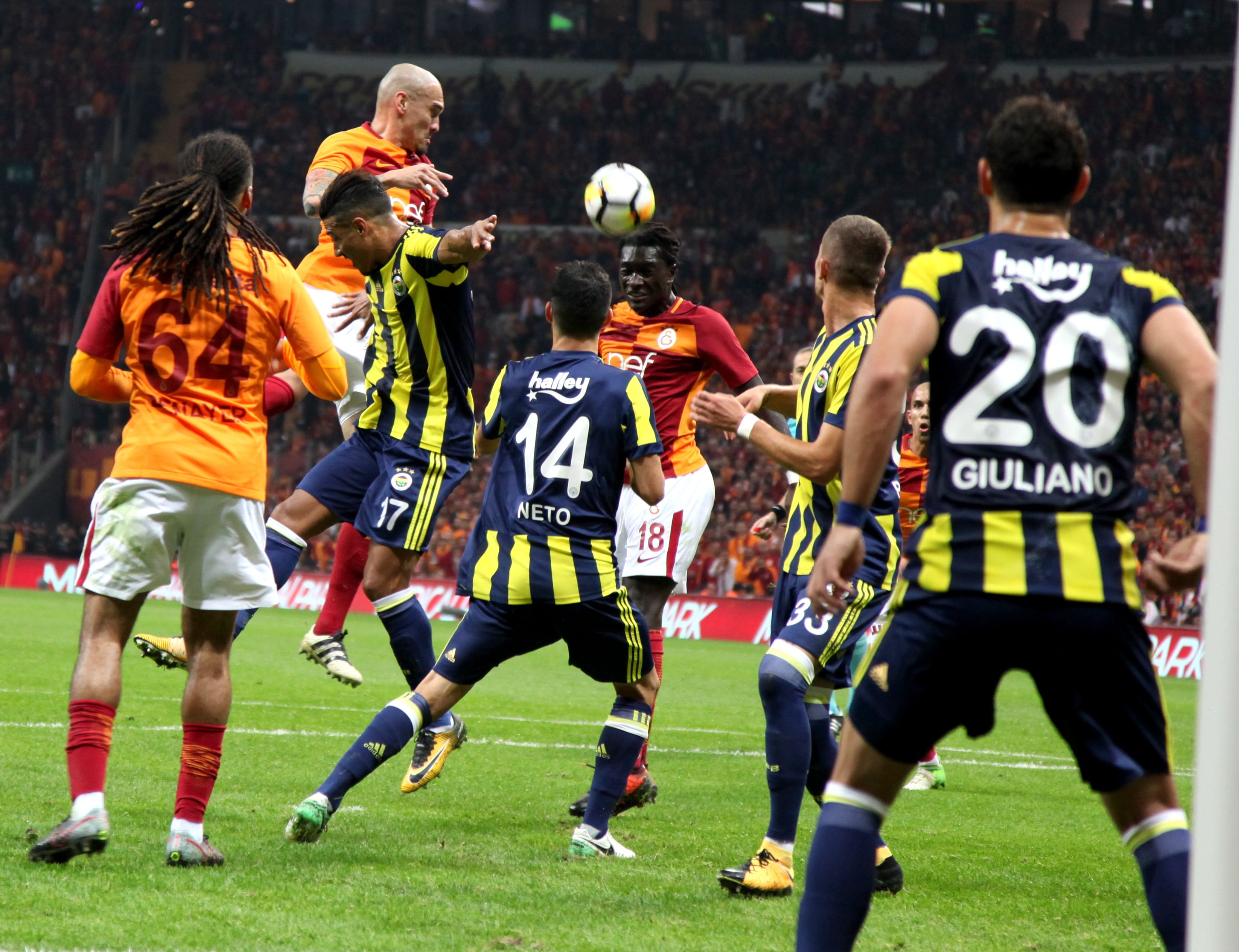 derby, sport, super league, galatasaray, men, fenerbahce, crowd, clothing, people, 2K, playing, sports equipment, activity, ball, the audience, grass, HD Wallpaper