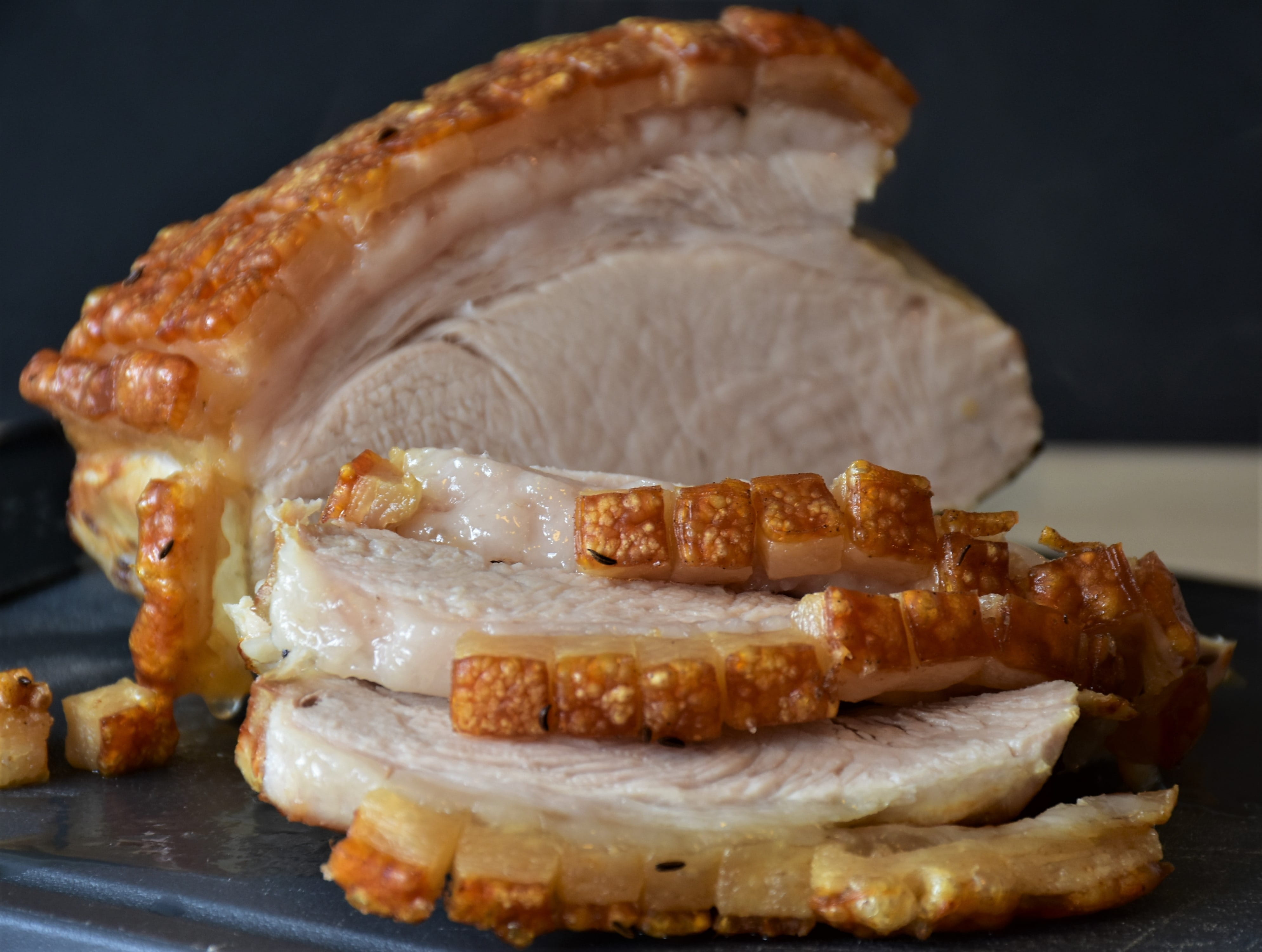 sunday roast, sunday eat, freshness, food and drink, homemade, healthy eating, serving size, close-up, bavarian, crispy, plate, delicious, bavaria, black background, HD Wallpaper