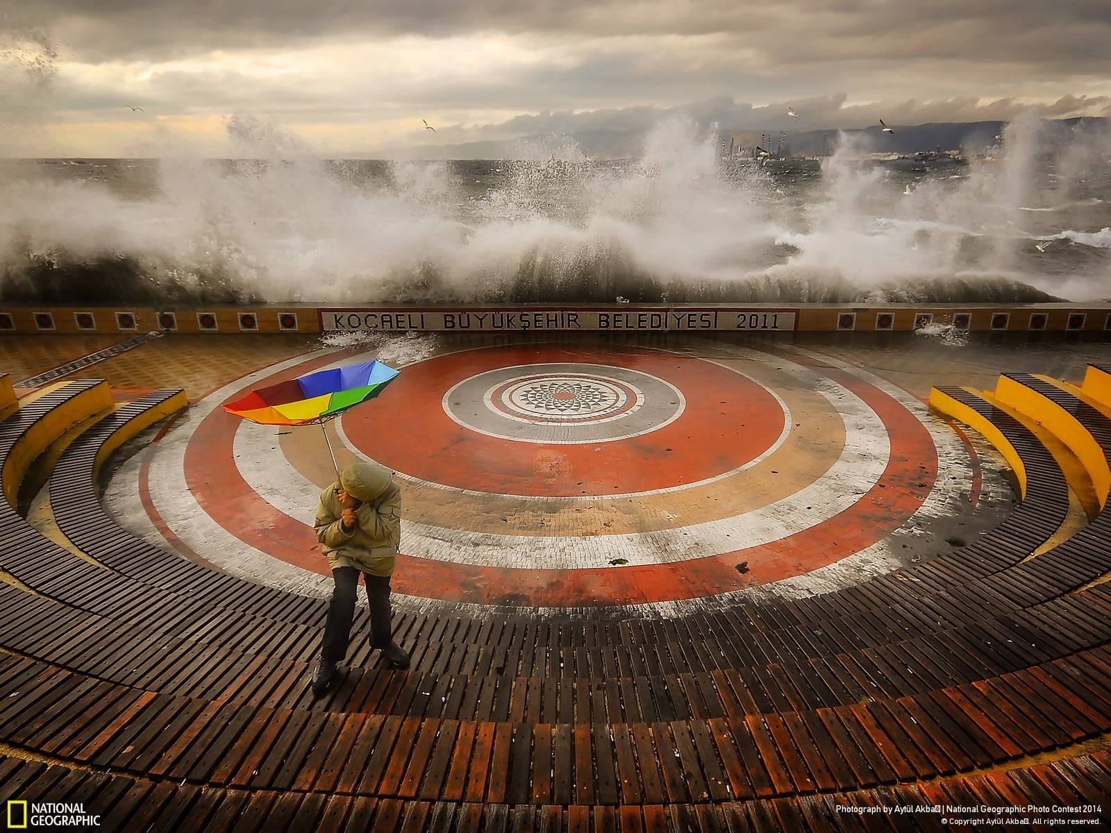 leisure activity, holding, nature, women, lifestyles, person, National Geographic, architecture, cloud - sky, sport, real people, 720P, umbrella, storm, HD Wallpaper