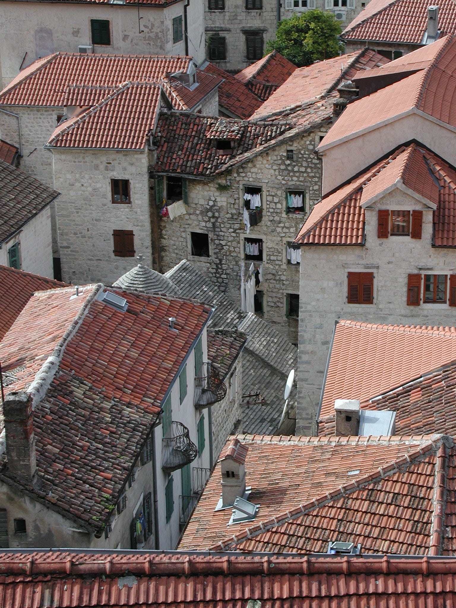 roof tile, city, town, human settlement, high angle view, outdoors, landscape, old, heritage, house, townscape, 1080P, tourist, day, building exterior, Phone HD Wallpaper