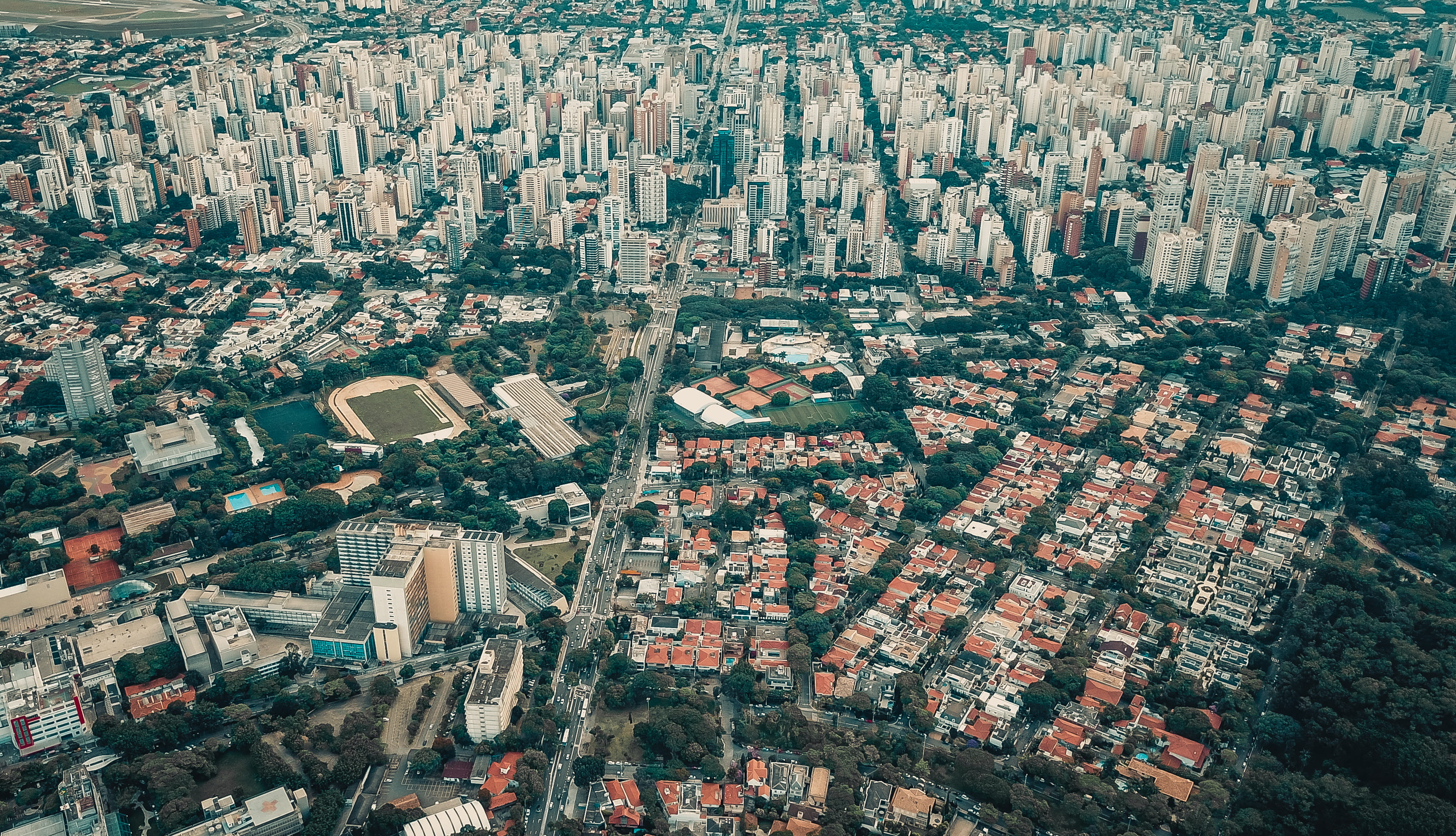 day, full frame, townscape, settlement, building, cityscape, nature, view, 4K, architecture, house, built structure, aerial view, crowded, travel, high angle view, HD Wallpaper
