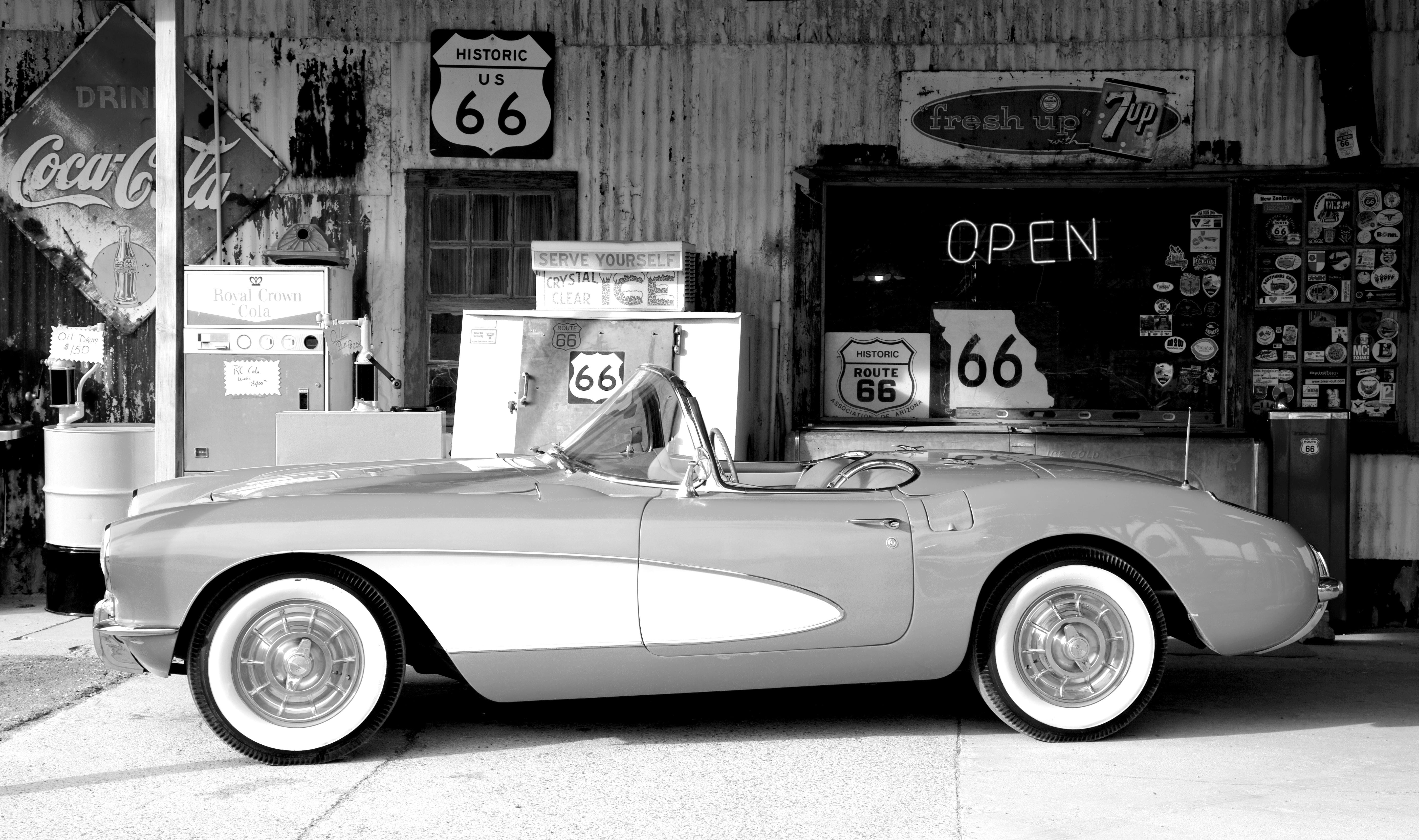 oltimer, old car, built structure, outdoors, one person, real people, old, car, america, architecture, vehicle, united states, land vehicle, road, transportation, HD Wallpaper