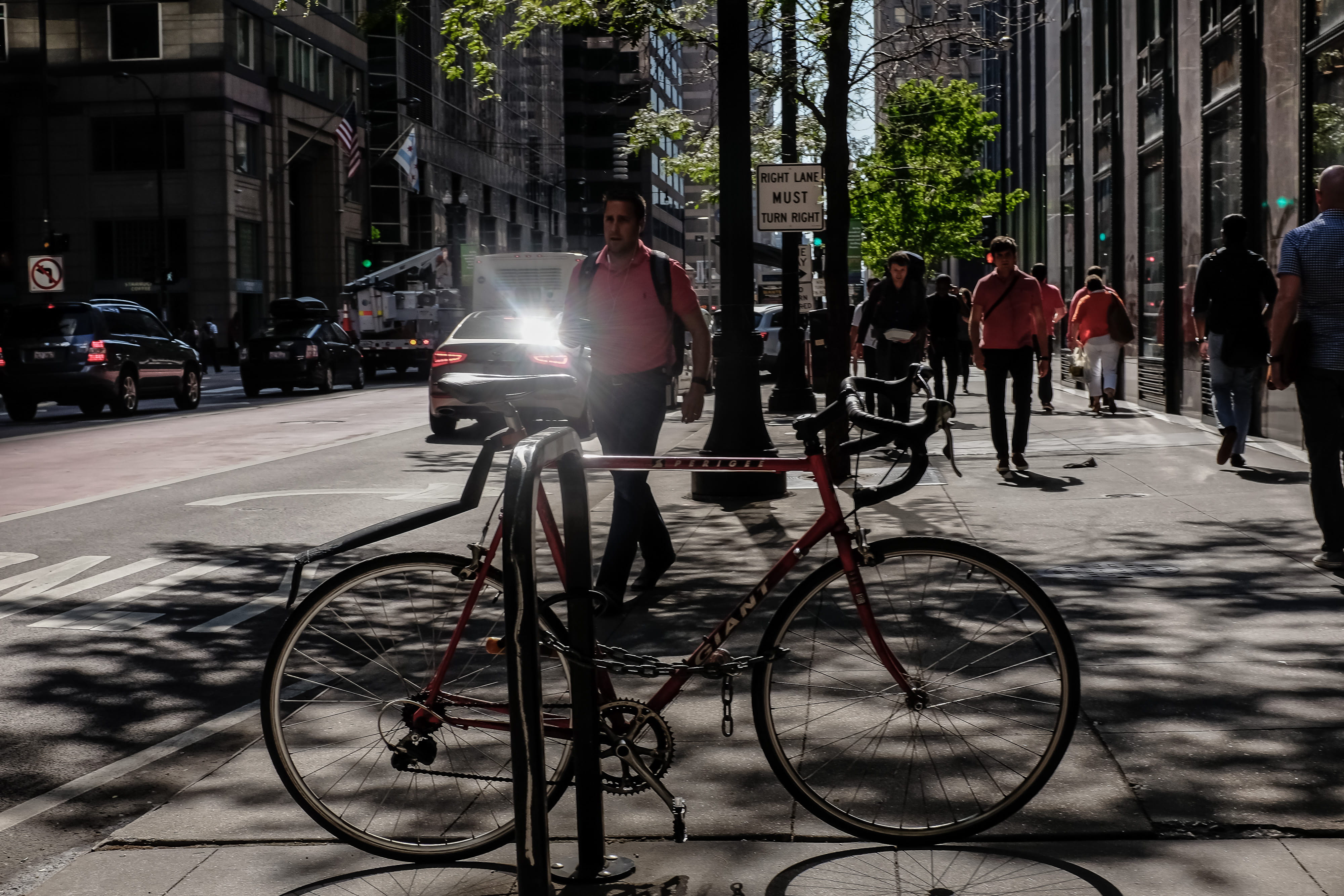 black, summer, architecture, people, parked, motor vehicle, lifestyles, sidewalk, real people, bike, men, built structure, pavement, outdoor, transport, HD Wallpaper