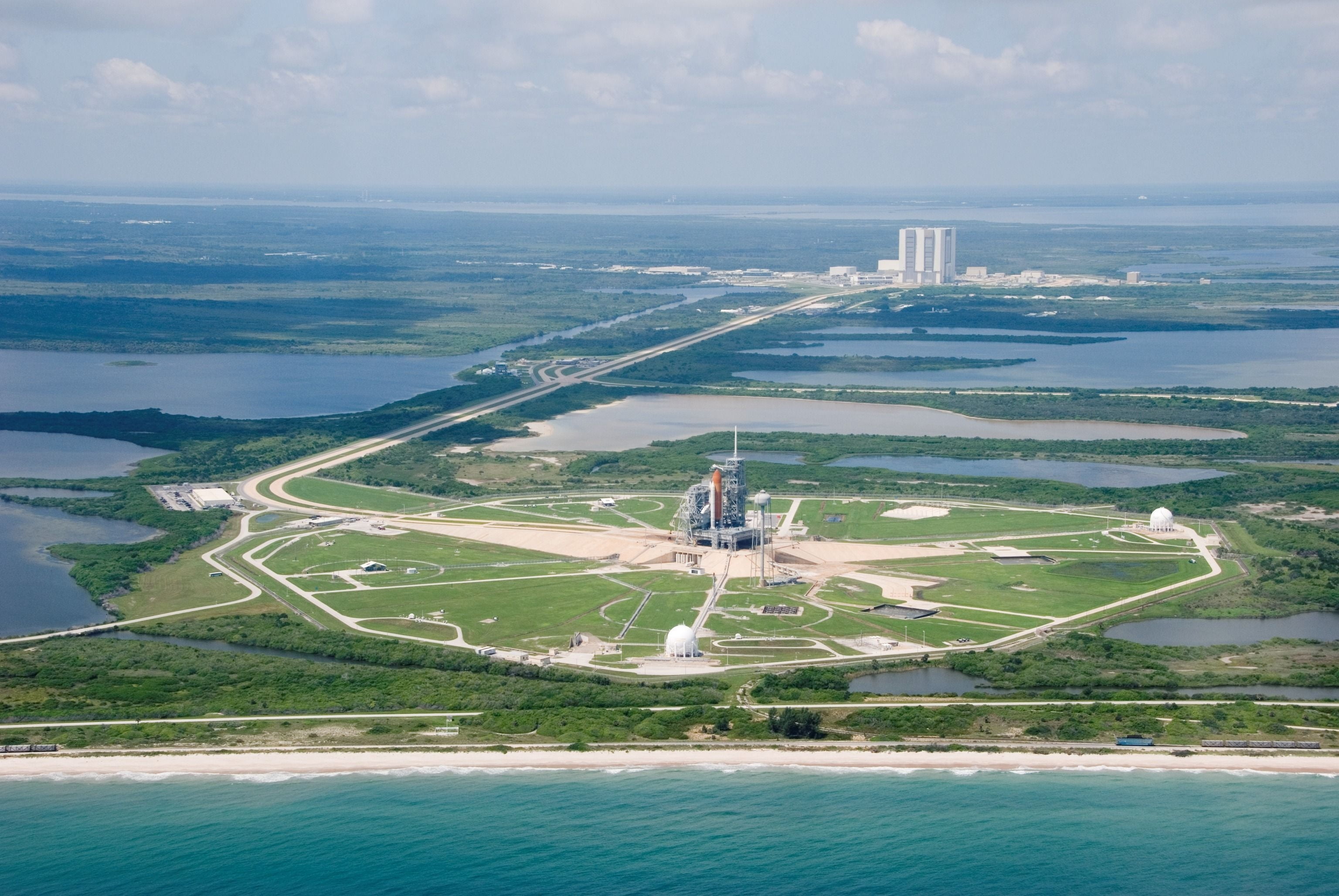 high Angle View, shuttle, field, scenics - nature, scenics, no people, built Structure, mode of Transport, highway, grass, fuel and Power Generation, landscape, HD Wallpaper