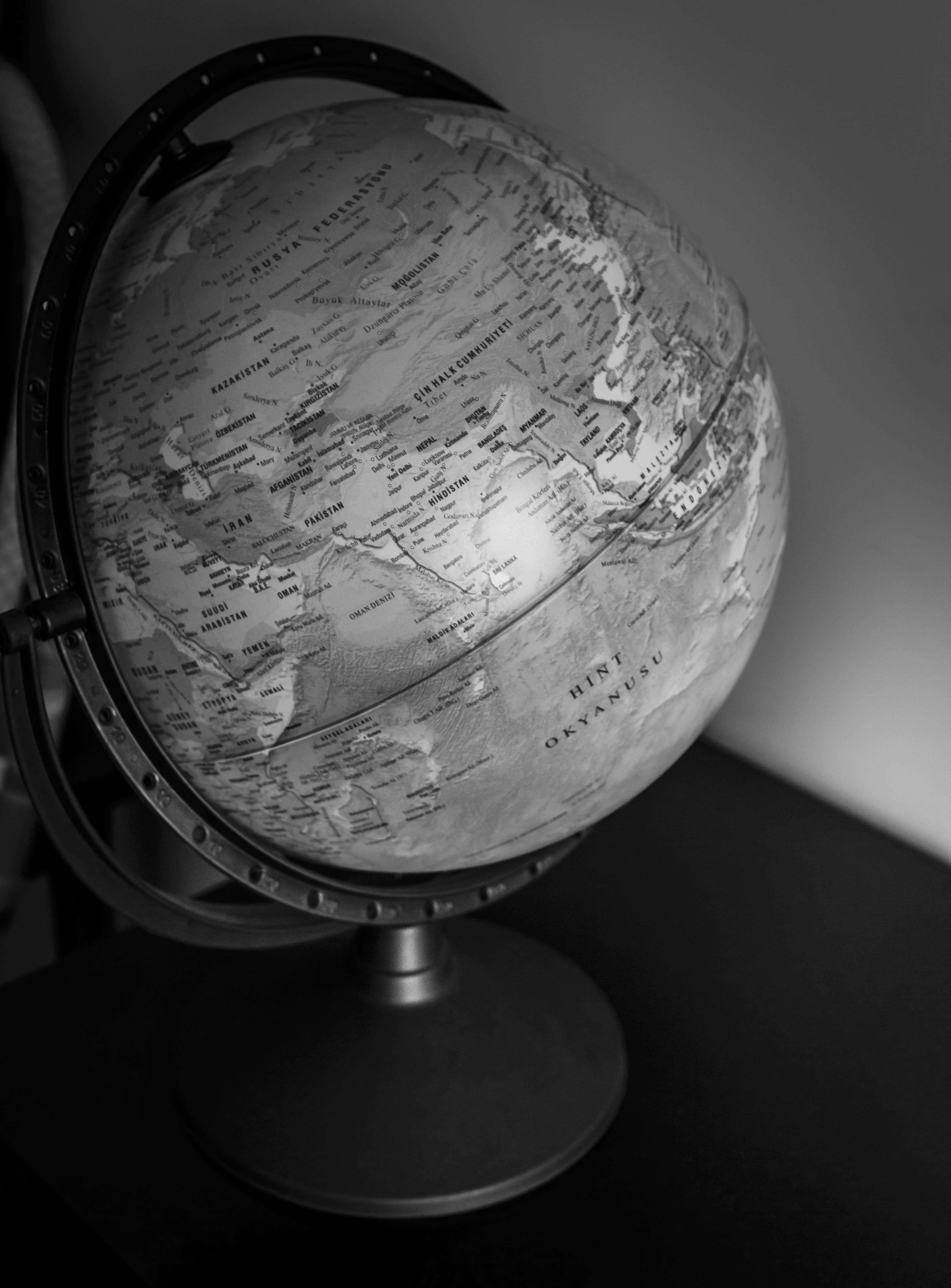still life, glass - material, ship, world, tourism, planet - space, holiday, marine, scully, topography, Discovery, transparent, no people, sphere, close-up, Phone HD Wallpaper