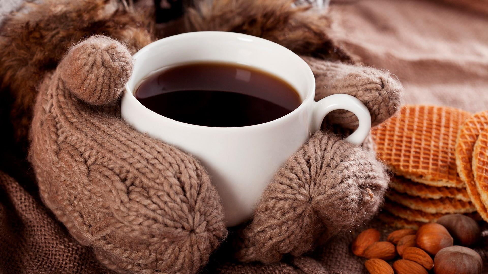 drinking, healthy lifestyle, comfortable, relaxation, gloves, food and drink, cup, refreshment, indoors, coffee cup, human body part, wellbeing, drinkware, HD Wallpaper