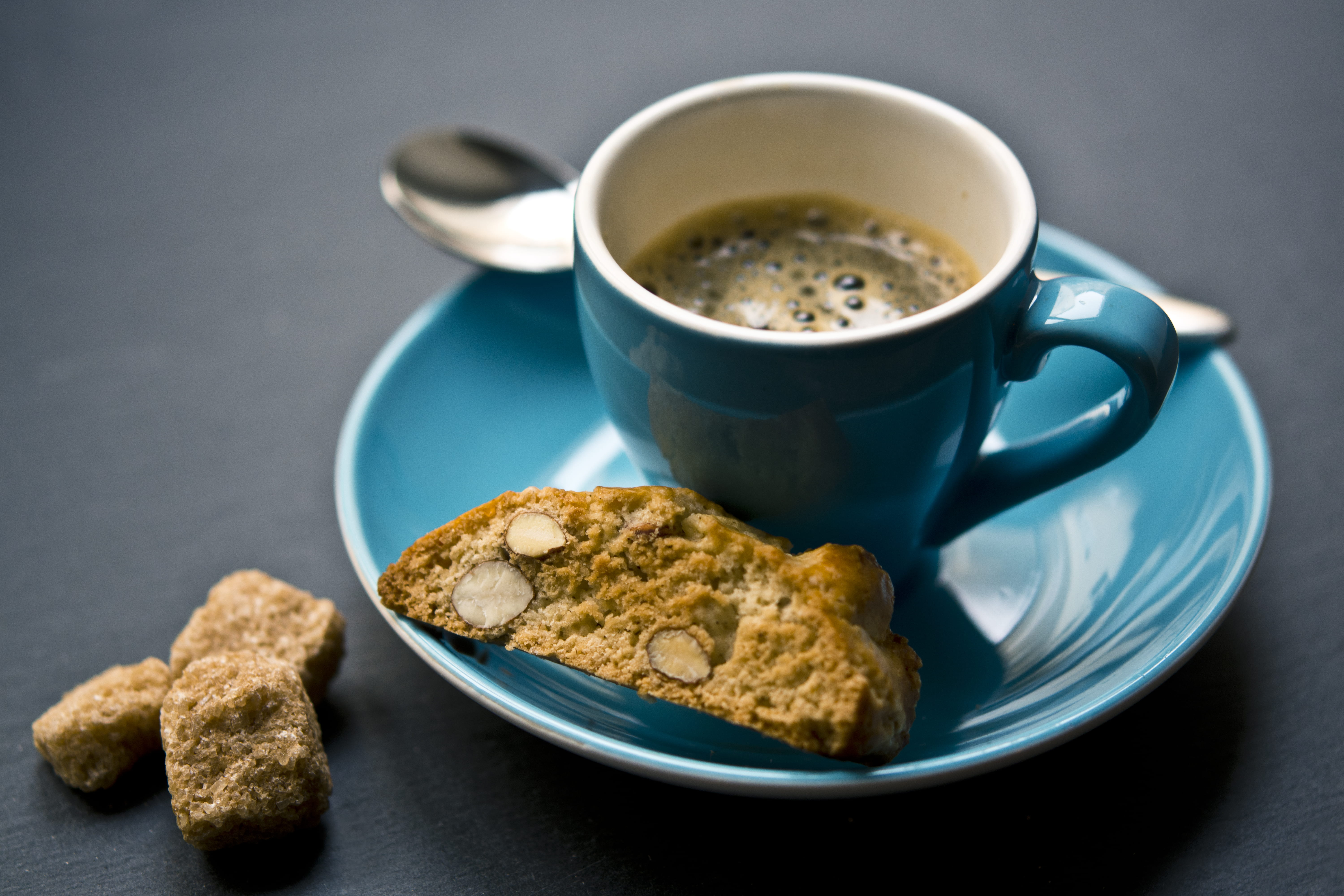 crockery, indoors, cup of coffee, studio shot, spoon, no people, closeup, mug, cup, cookie, tea, snack, photography, biscotti, blue, cappuccino, breakfast, HD Wallpaper