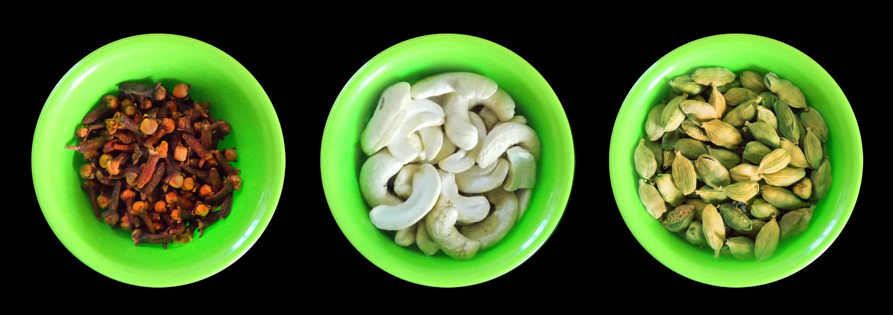 seed, dieting, biryani, dinner, dish, food and drink, bowls, organic, freshness, directly above, green color, cashew, assorted, cardamom, white, 2K, restaurant, HD Wallpaper