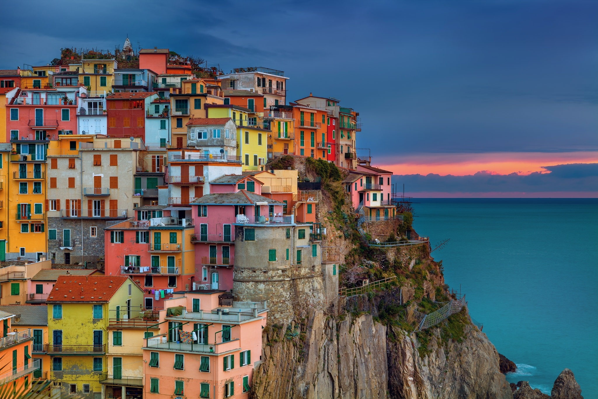 Mediterranean, house, built structure, cloud - sky, architecture, no people, high angle view, city, villages, water, bay, sky, outdoors, day, sea, town, HD Wallpaper