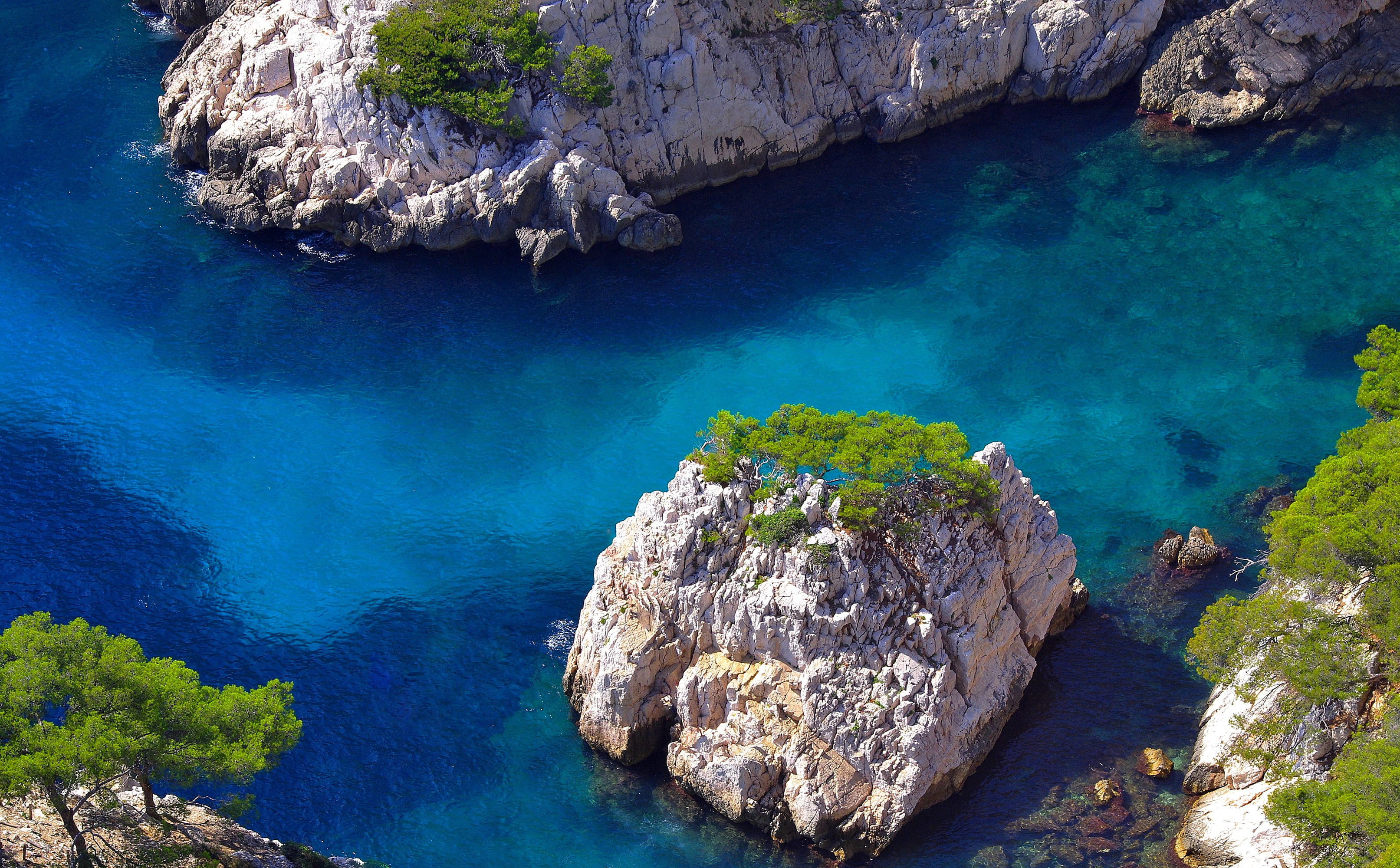 solid, no people, tranquility, France, 2K, water, idyllic, Marseille, nature, rock - object, high angle view, sea, Calanque de Sugiton, non-urban scene, HD Wallpaper