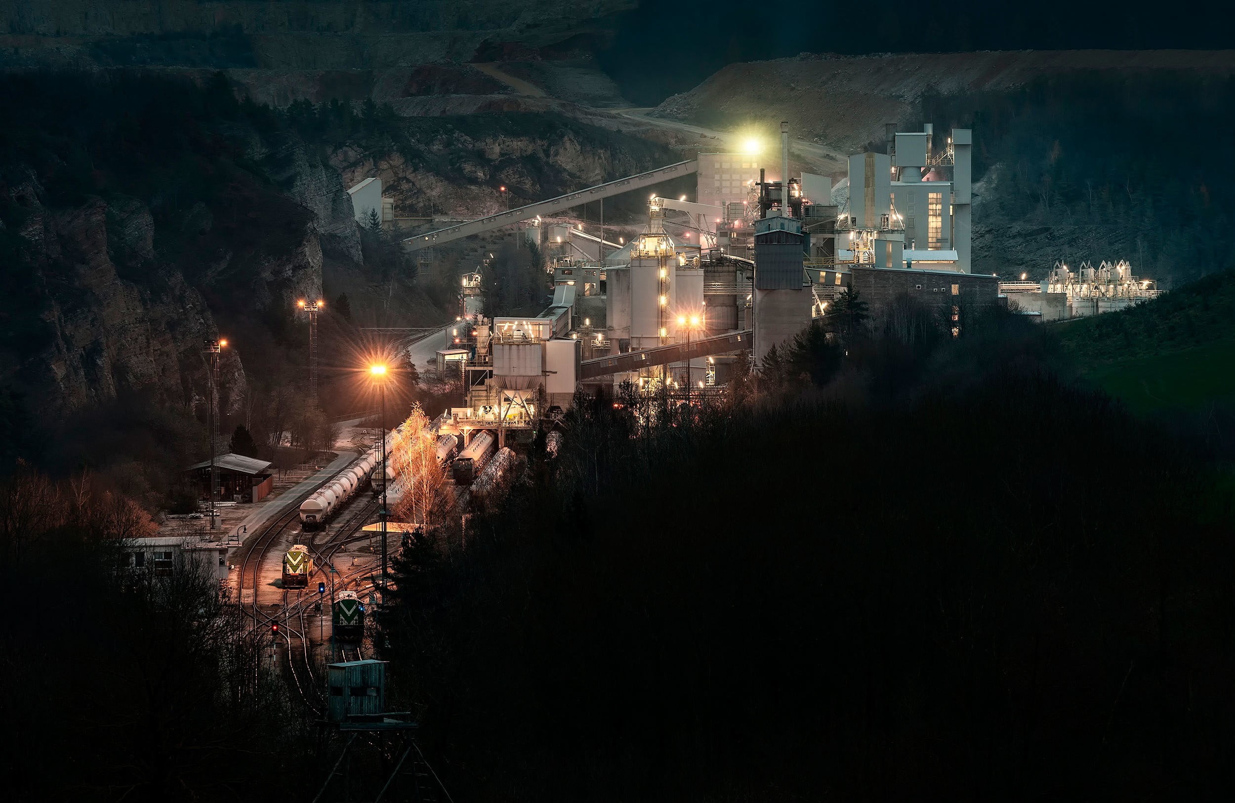nature, industrial, smoke - physical structure, architecture, 1080P, built structure, concrete, train, illuminated, pollution, house, freight train, water, HD Wallpaper