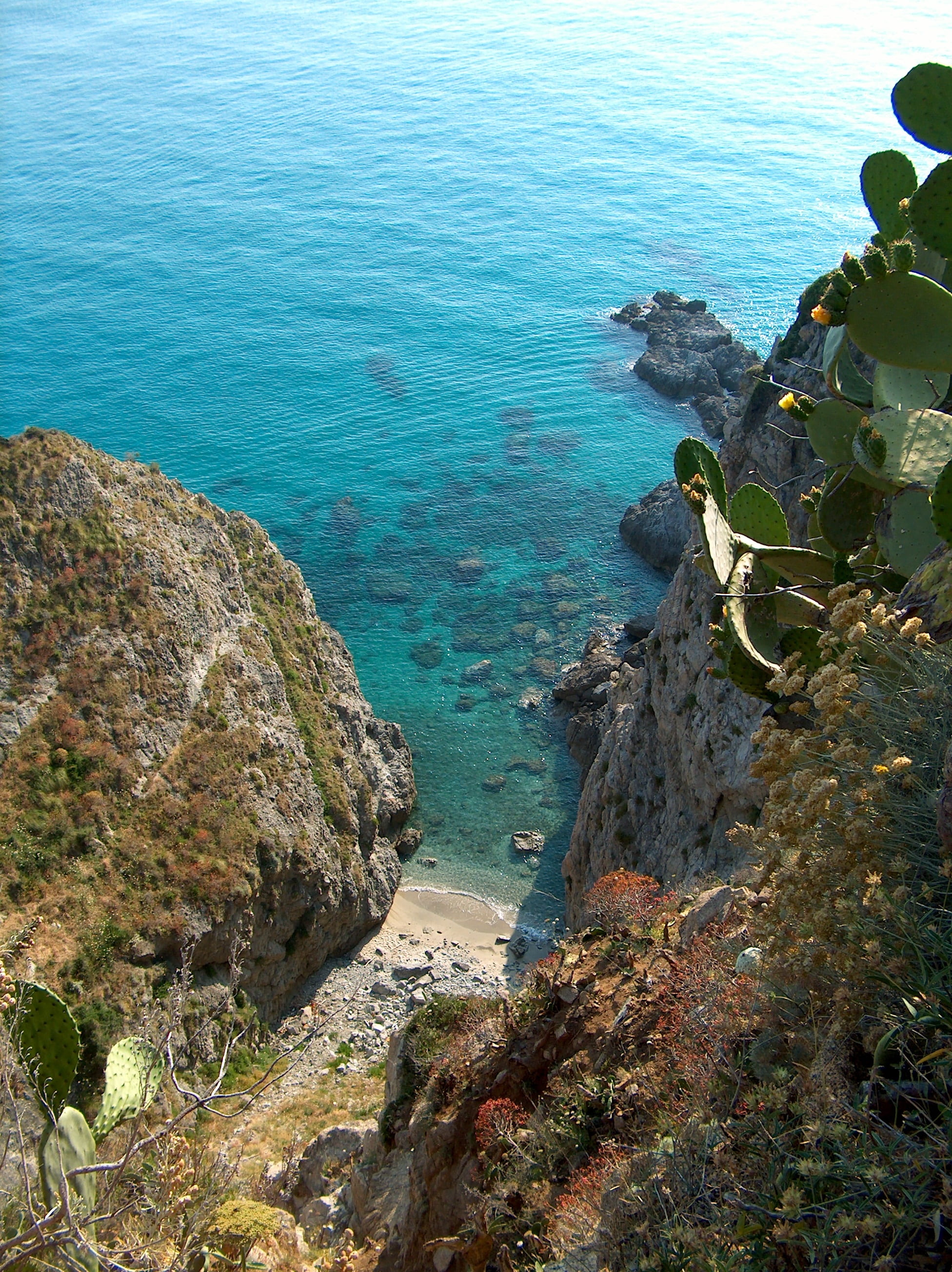 real people, capo vaticano, nature, rock - object, 2K, tranquil scene, tranquility, sea, beauty in nature, water, rock, scenics - nature, high angle view, Phone HD Wallpaper