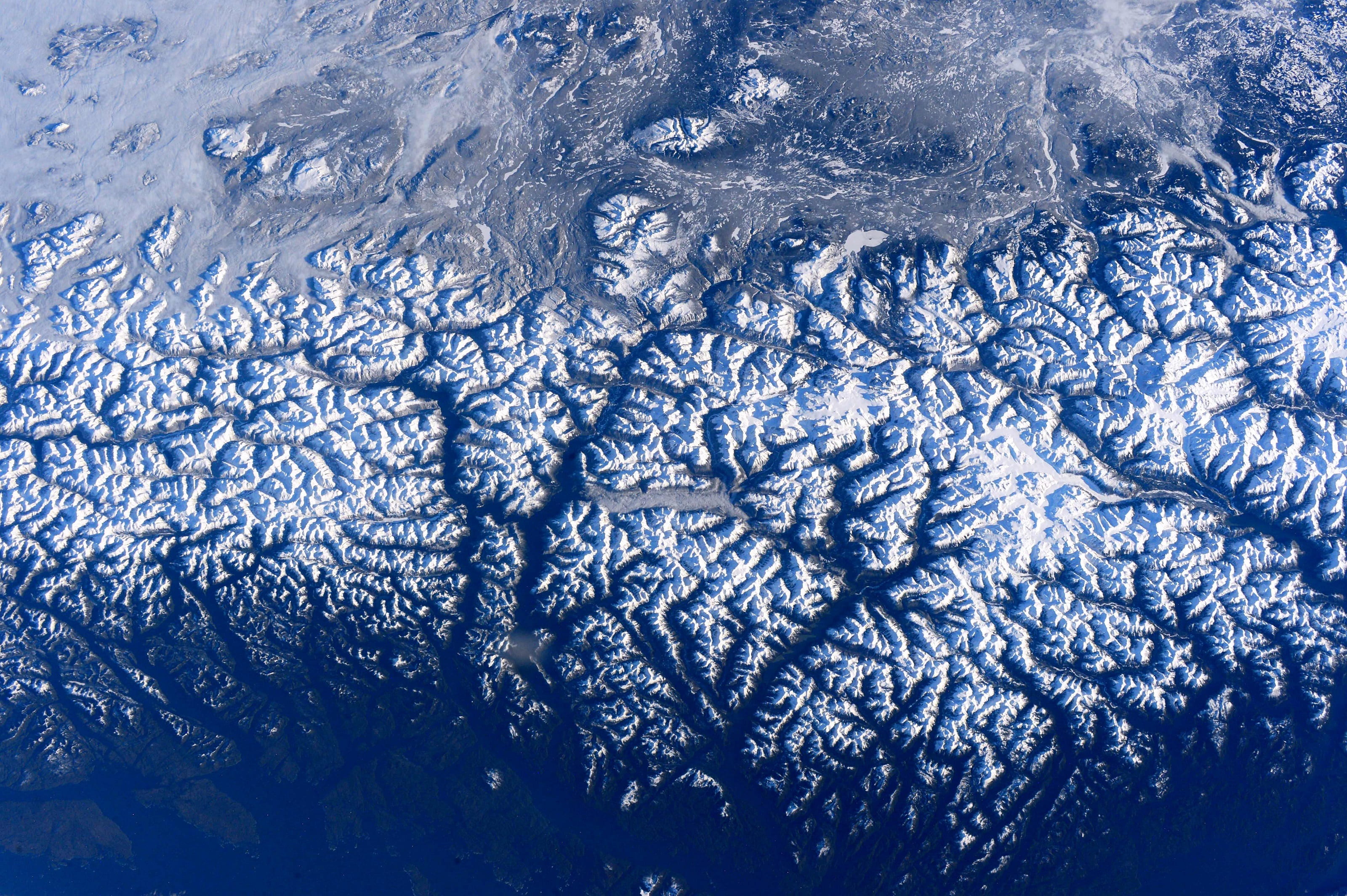 purity, mountains, aerial, landscape, astronauts, 2K, winter, snow, british columbia, day, frozen, environment, photography, close-up, orbiting, nature, HD Wallpaper
