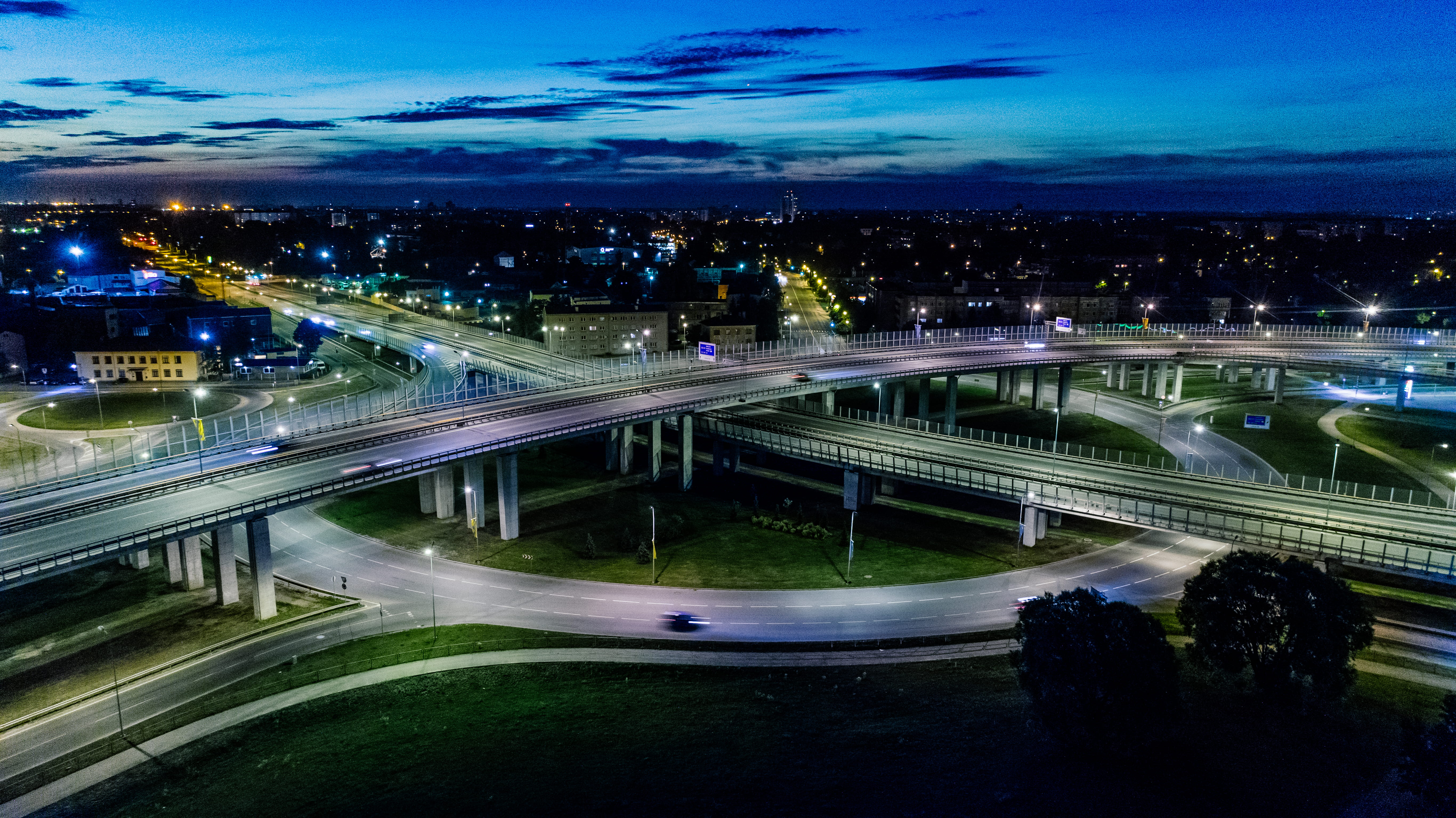 blur, town, speed, flyover, fast, high angle view, multiple lane highway, traffic, guidance, tourism, 5K, no people, downtown, evening, bridge - man made structure, HD Wallpaper