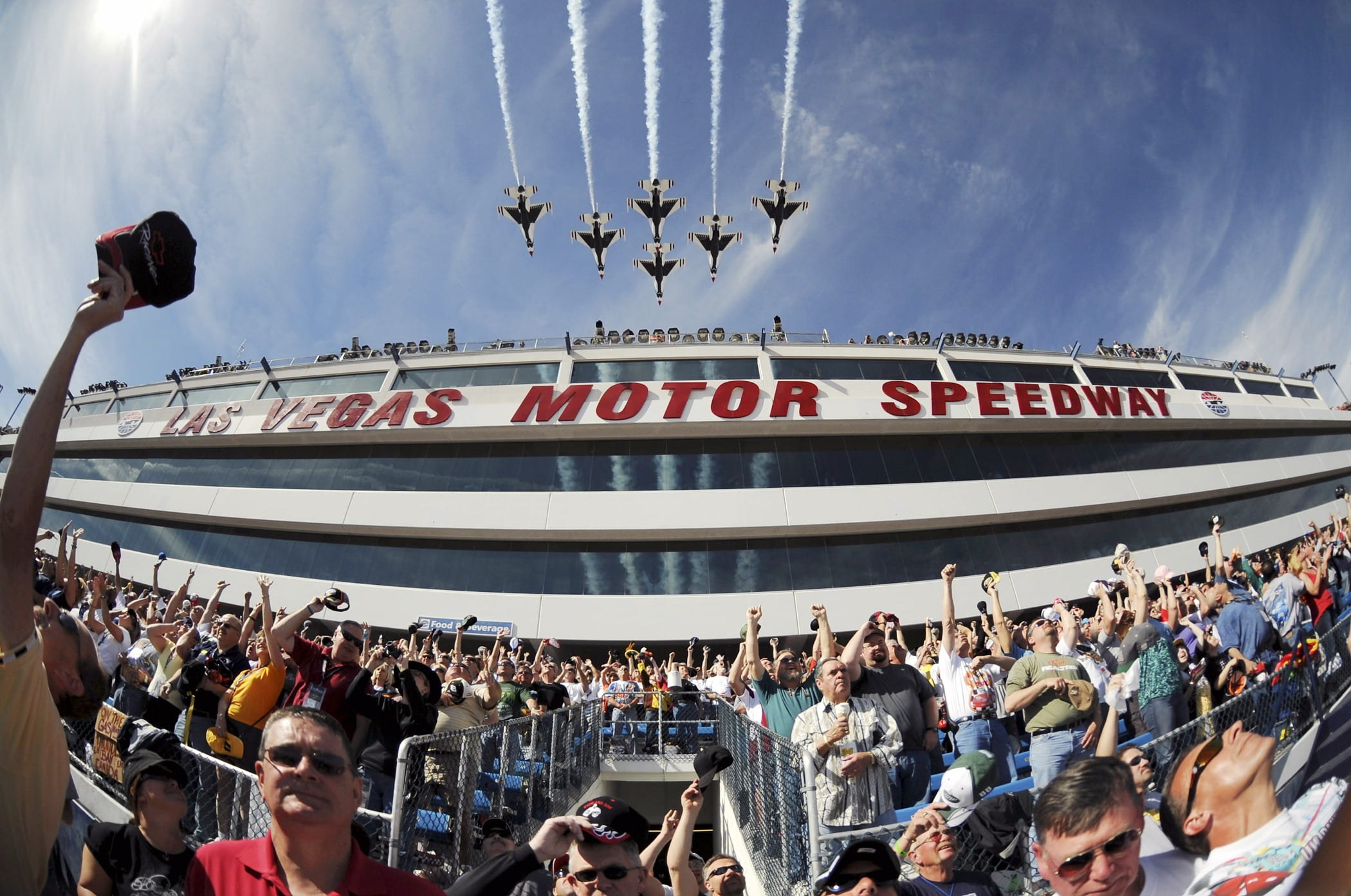 built structure, leisure activity, motor speedway, real people, sky, large group of people, adult, watching, group of people, stadium, las vegas, nature, HD Wallpaper