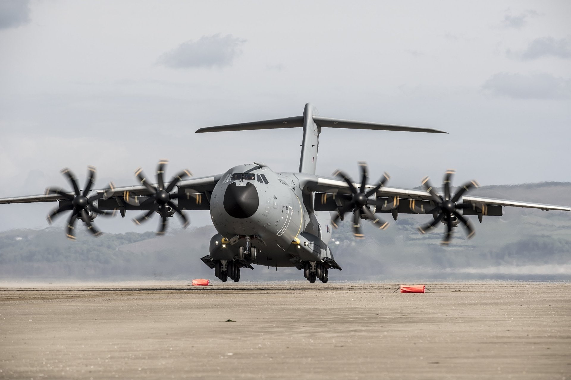 armed forces, airport, navy, air vehicle, cloud - sky, Military Transport Aircraft, aerospace industry, flying, motion, Transport Aircraft, outdoors, day, HD Wallpaper