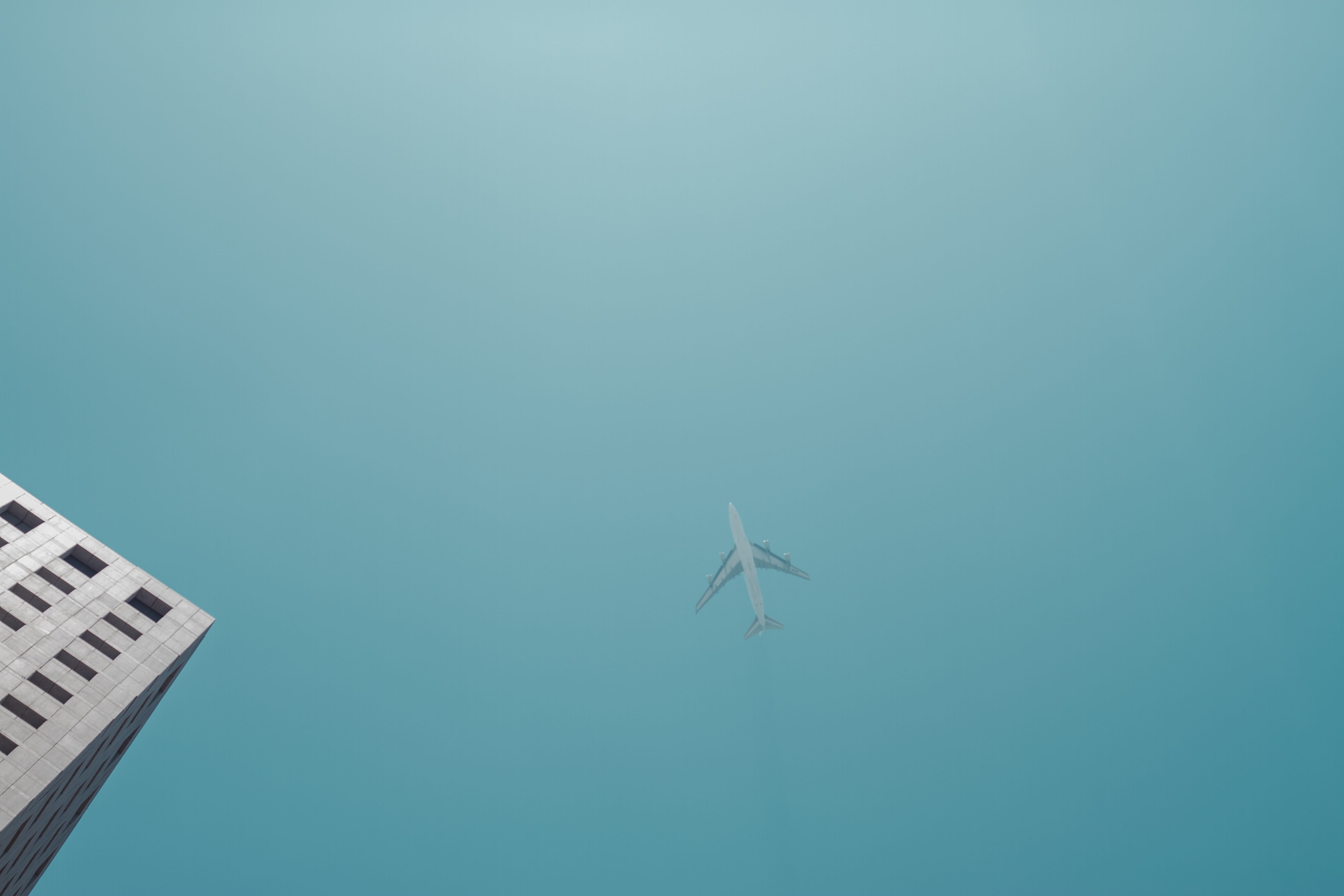tel aviv district, plane, mid-air, airplane, sky, directly below, blue, telaviv, aerospace industry, built structure, fly, day, transportation, mode of transportation, HD Wallpaper