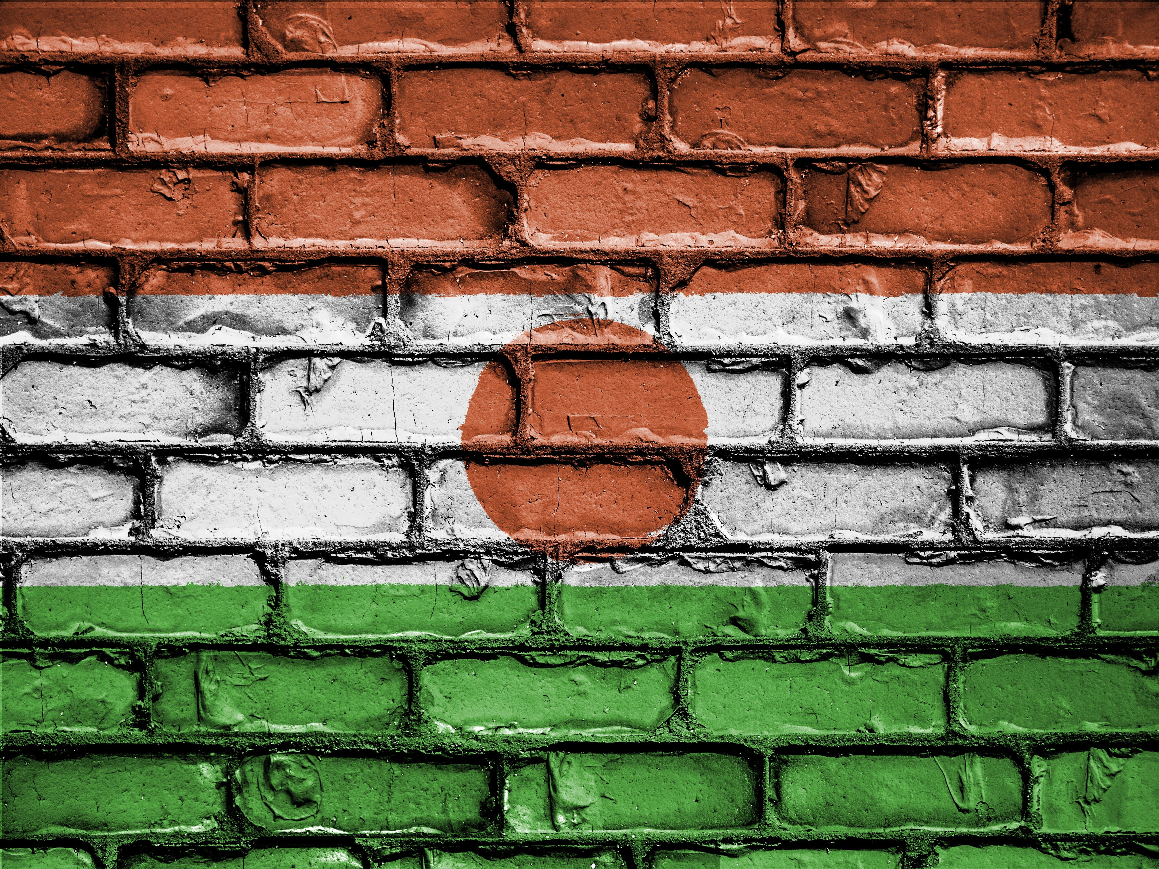 4K, country, red, textured, pattern, wall, niger, national, art and craft, day, built structure, building exterior, emblem, no people, brick wall, close-up, HD Wallpaper