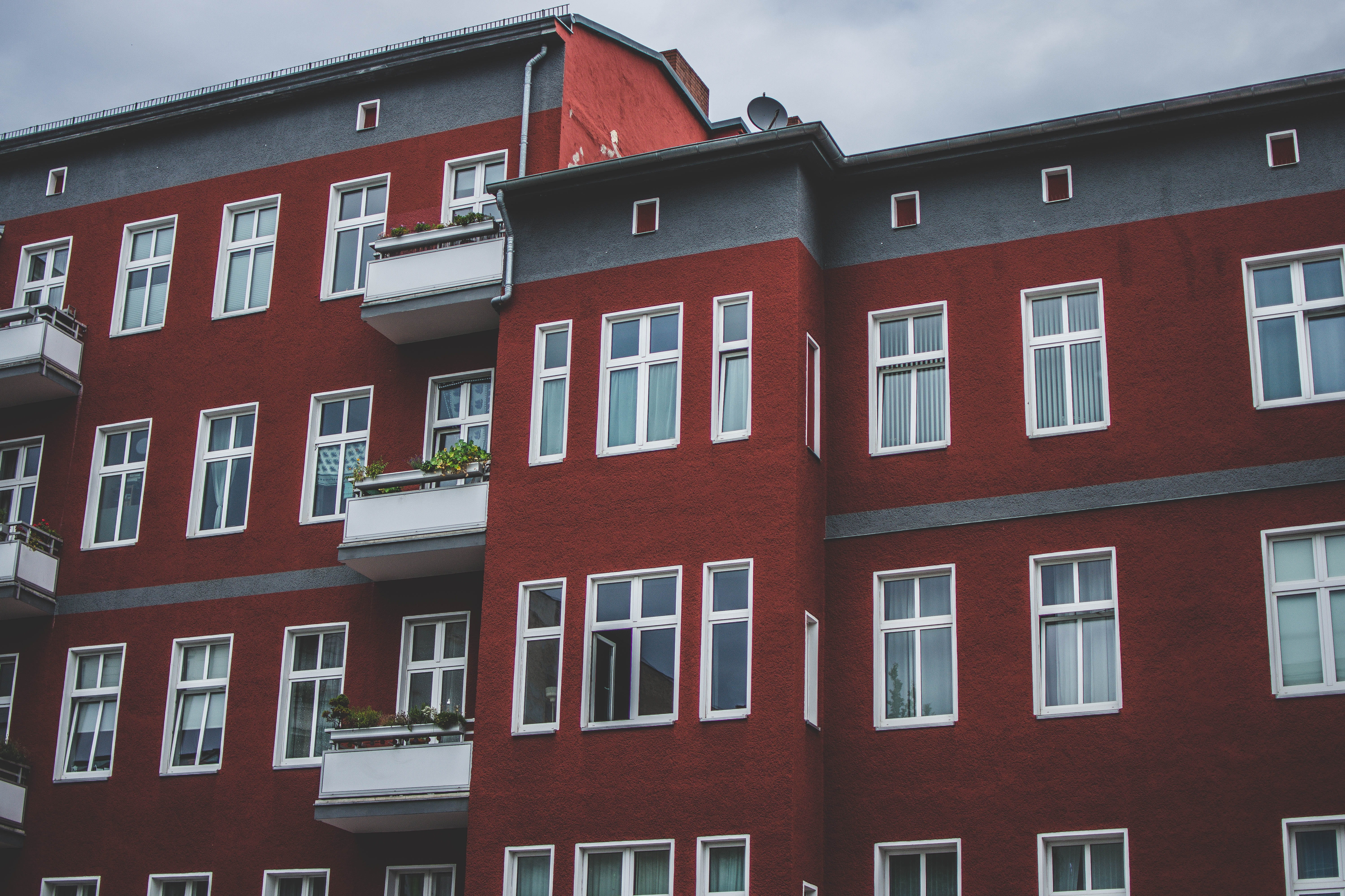building exterior, residential district, red, building, town, berlin, built structure, 5K, repetition, row house, holiday, conformity, no people, house, HD Wallpaper