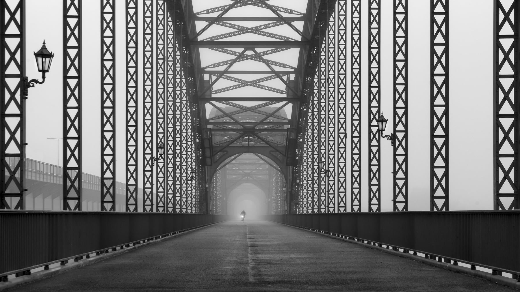 720P, monochrome, lantern, Schönberg Alexander, lights, urban, architecture, Germany, road, grey, bridge, low saturation, bikes, cyclist, HD Wallpaper
