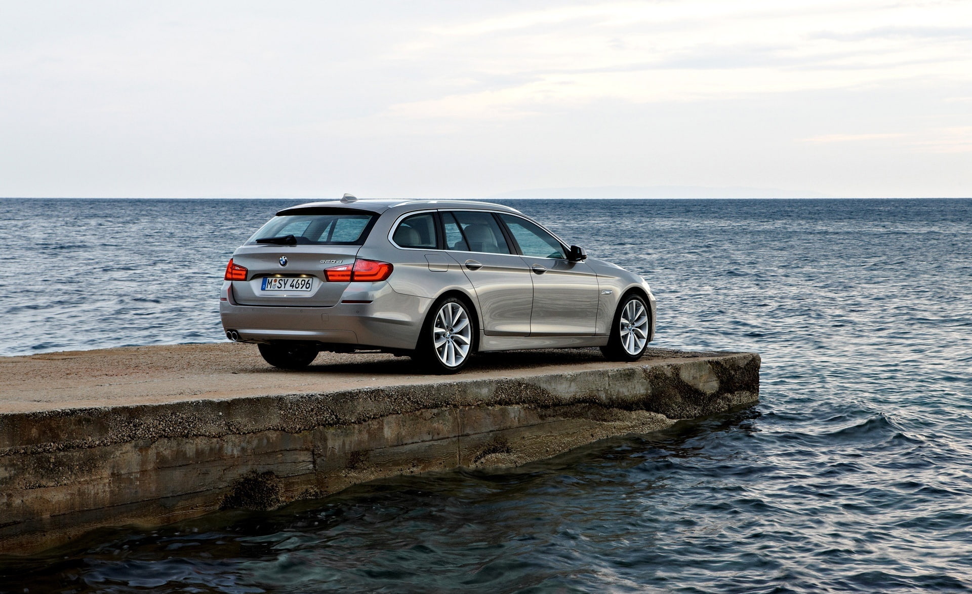 travel, f, motor vehicle, land, BMW, sea, touring, horizon, water, bmw 5 series touring f11, wagon, car, Pier, beauty in nature, no people, station, series, HD Wallpaper
