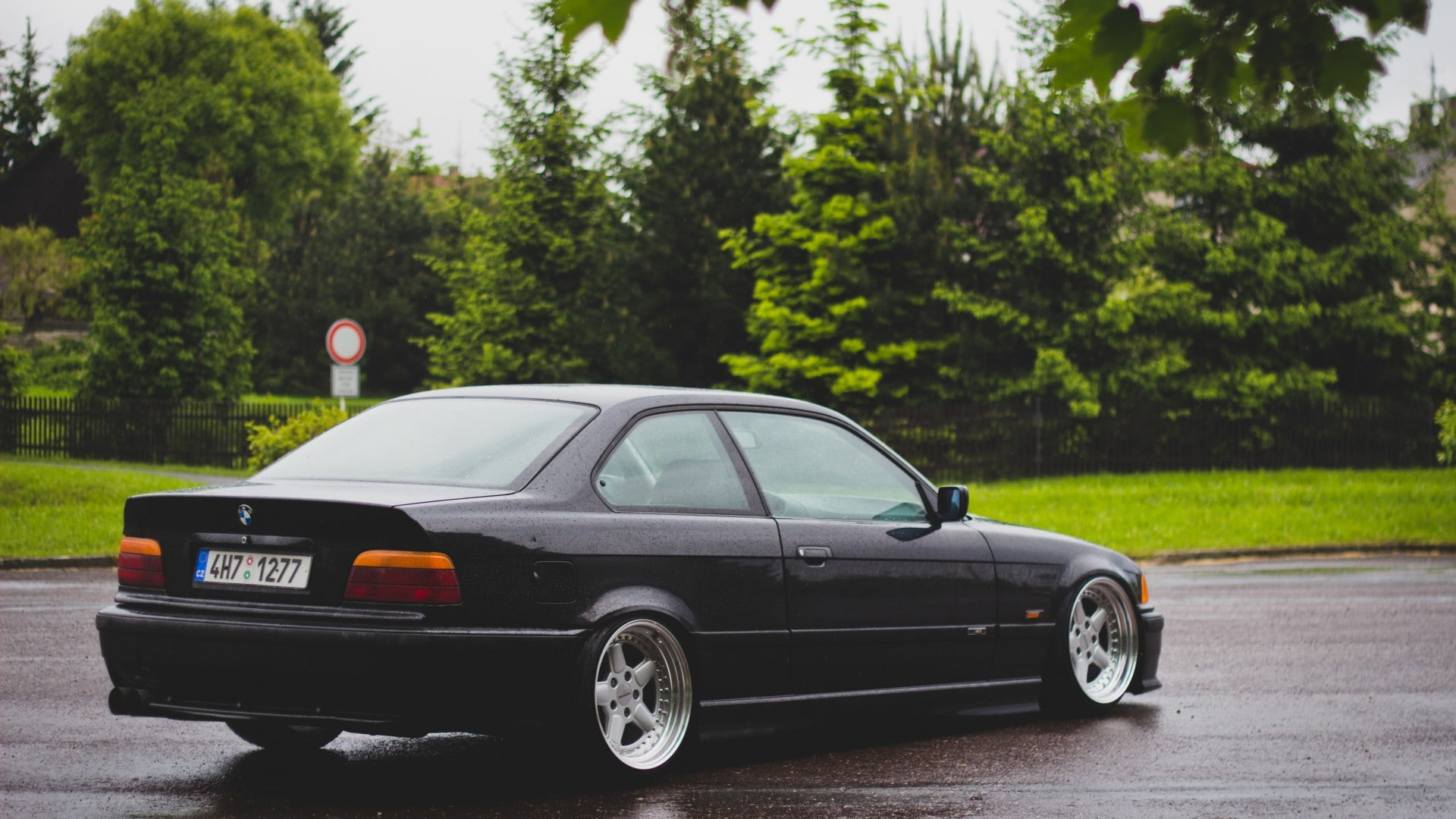 road, nature, transportation, mode of transportation, tree, growth, outdoors, motor vehicle, BMW E36, car, retro styled, travel, green color, land, plant, HD Wallpaper