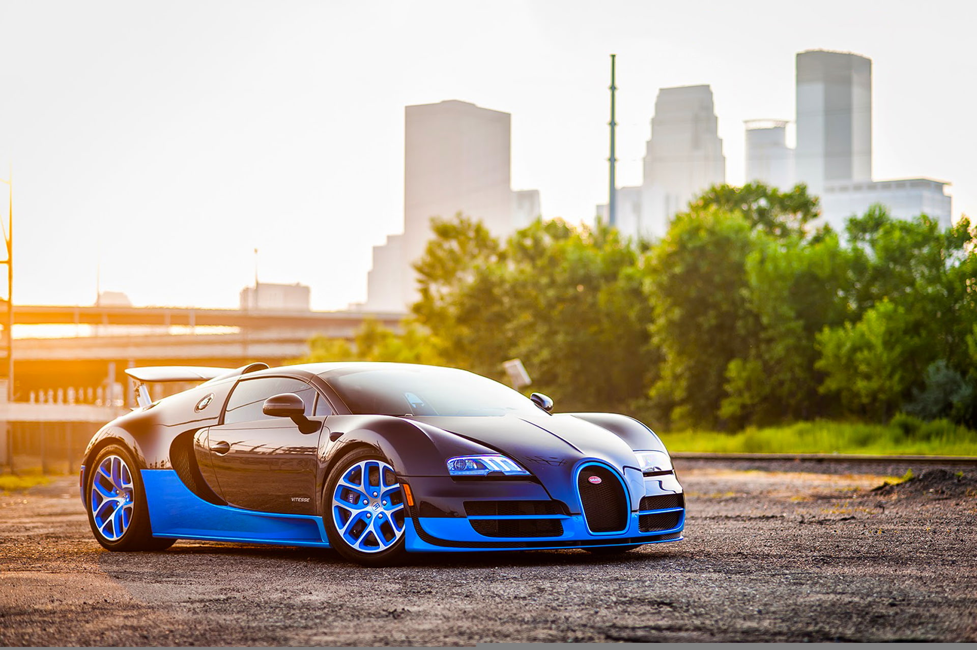 Front, luxury, Spoiler, Veyron, building exterior, road, wealth, built structure, personal land vehicle, outdoors, Sun, black, mode of transportation, Sport, HD Wallpaper