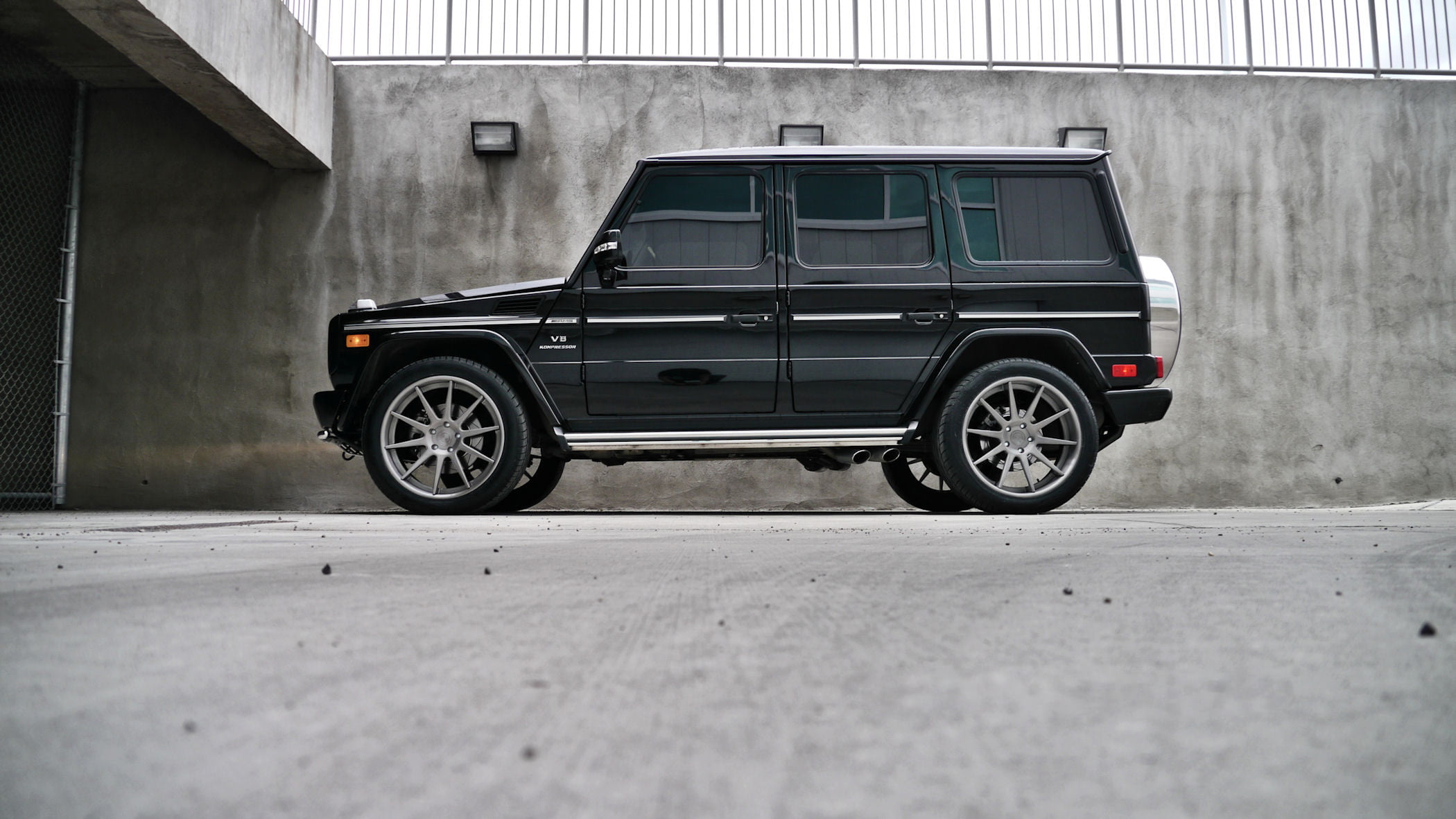 Mercedes, no people, day, wheel, street, motor vehicle, road, city, car, retro styled, wagon, mode of transportation, g, brabus, 1080P, architecture, land vehicle, HD Wallpaper