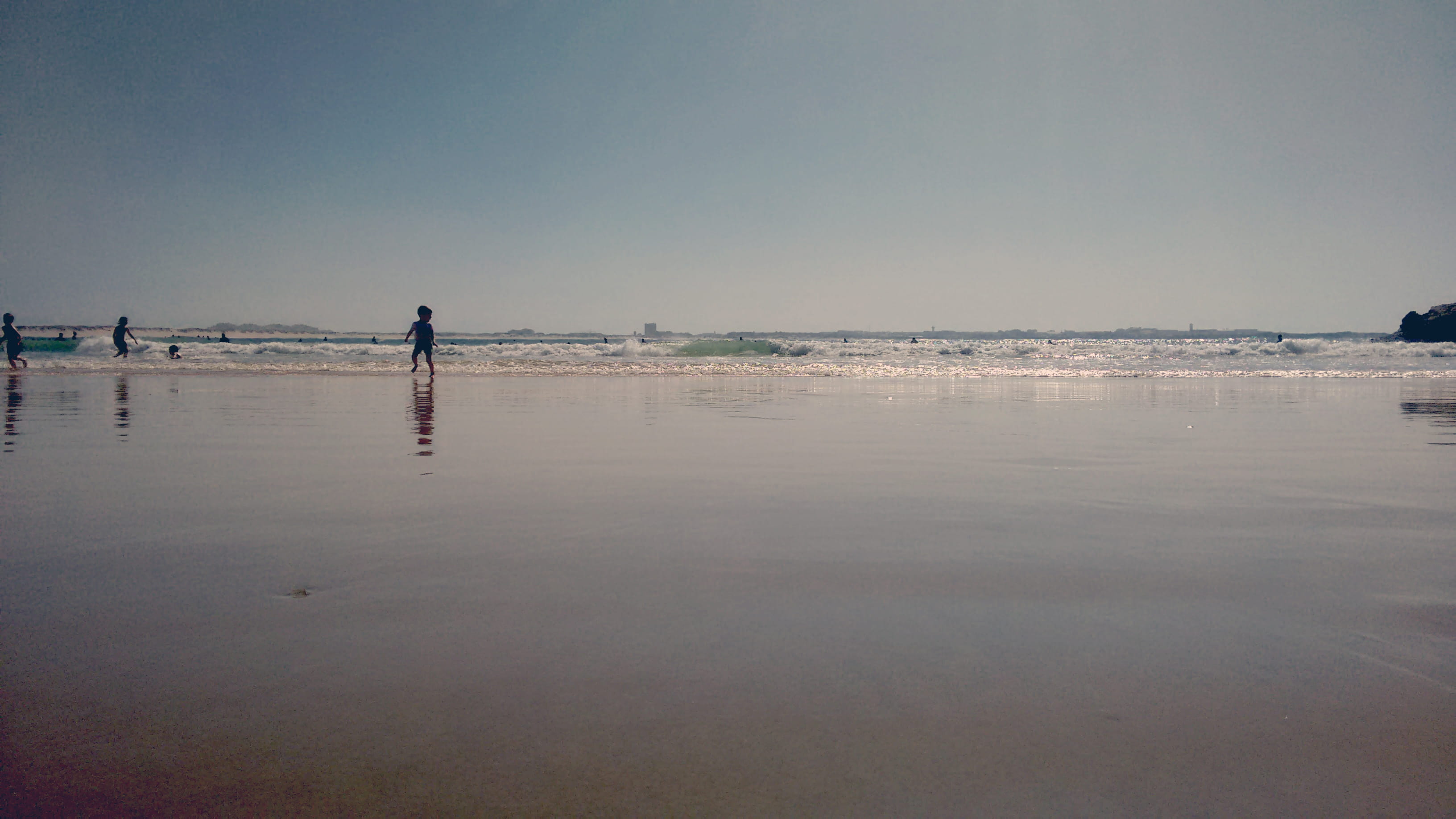 horizon, baleal, real people, child, scenics - nature, outdoors, day, sea, horizon over water, beauty in nature, one person, standing, land, ferrel, water, HD Wallpaper