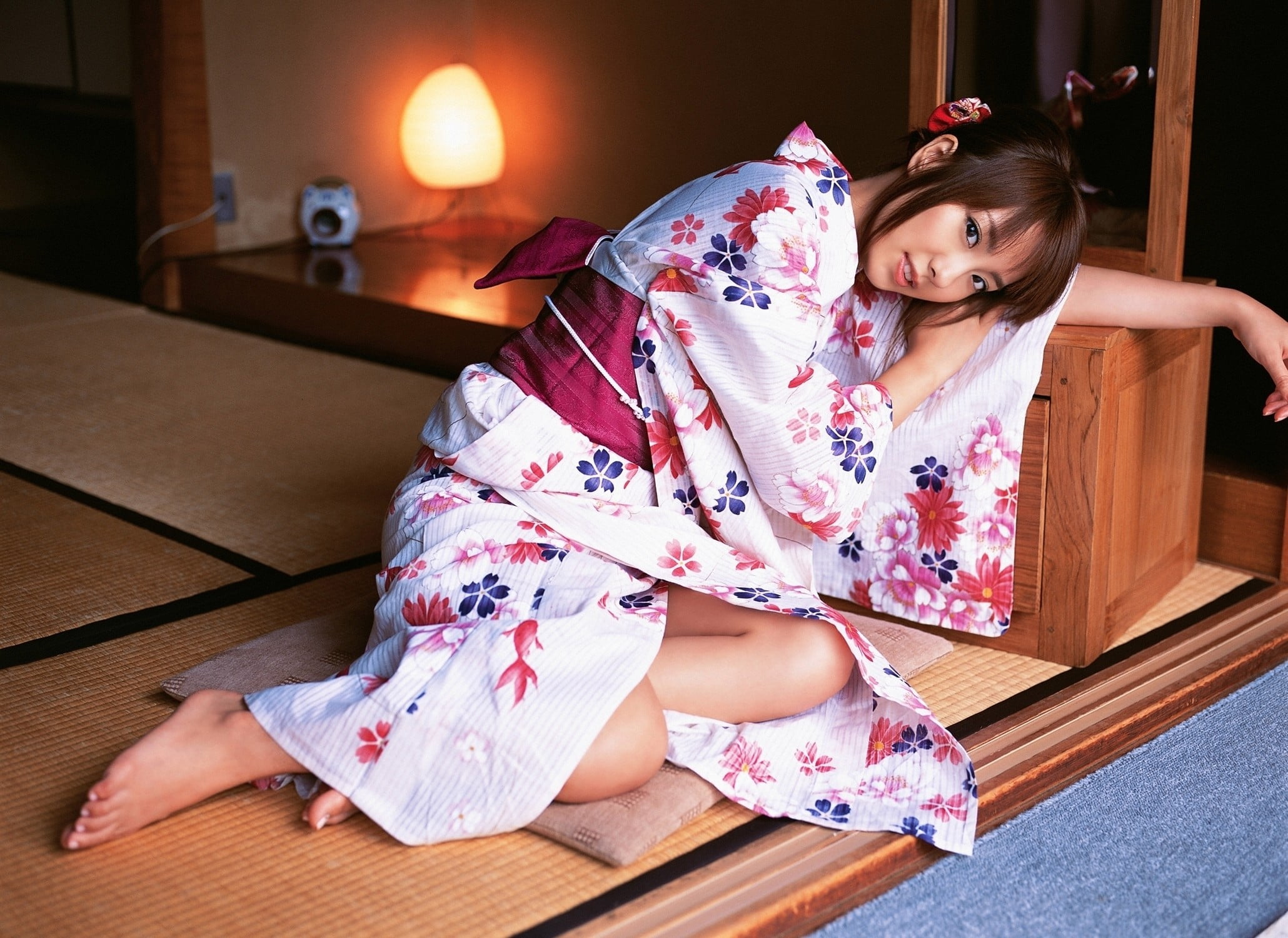 women, relaxation, celebrity, kimono, night, beauty, adult, young women, robe, sitting, model, Asian, one person, beautiful woman, Japanese women, illuminated, HD Wallpaper