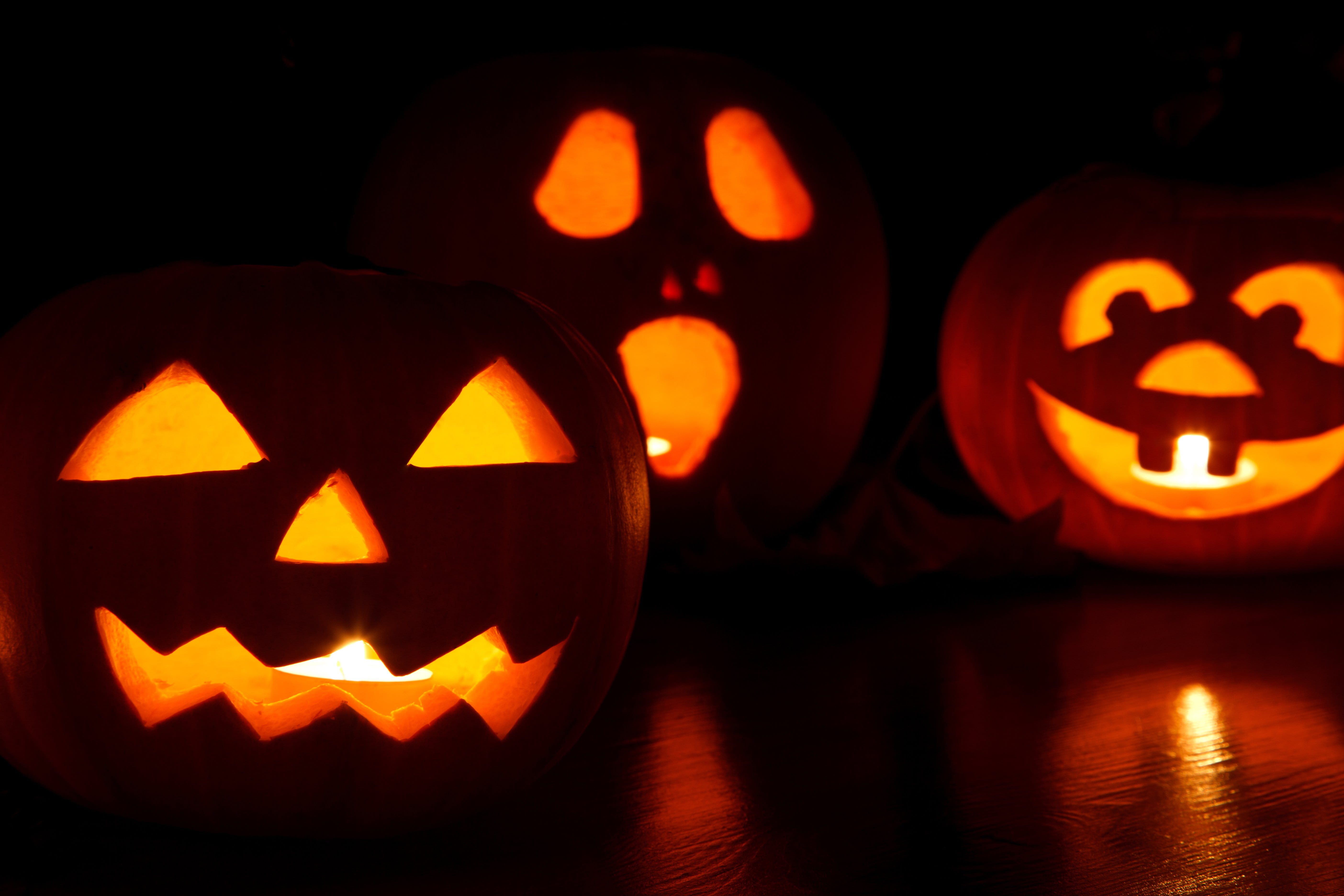 symbol, Jack-O-Lantern, creepy, trick, fear, scary, treat, surface, carved, holiday, creativity, evil, glowing, pumpkin, holiday - event, decoration, spooky, HD Wallpaper