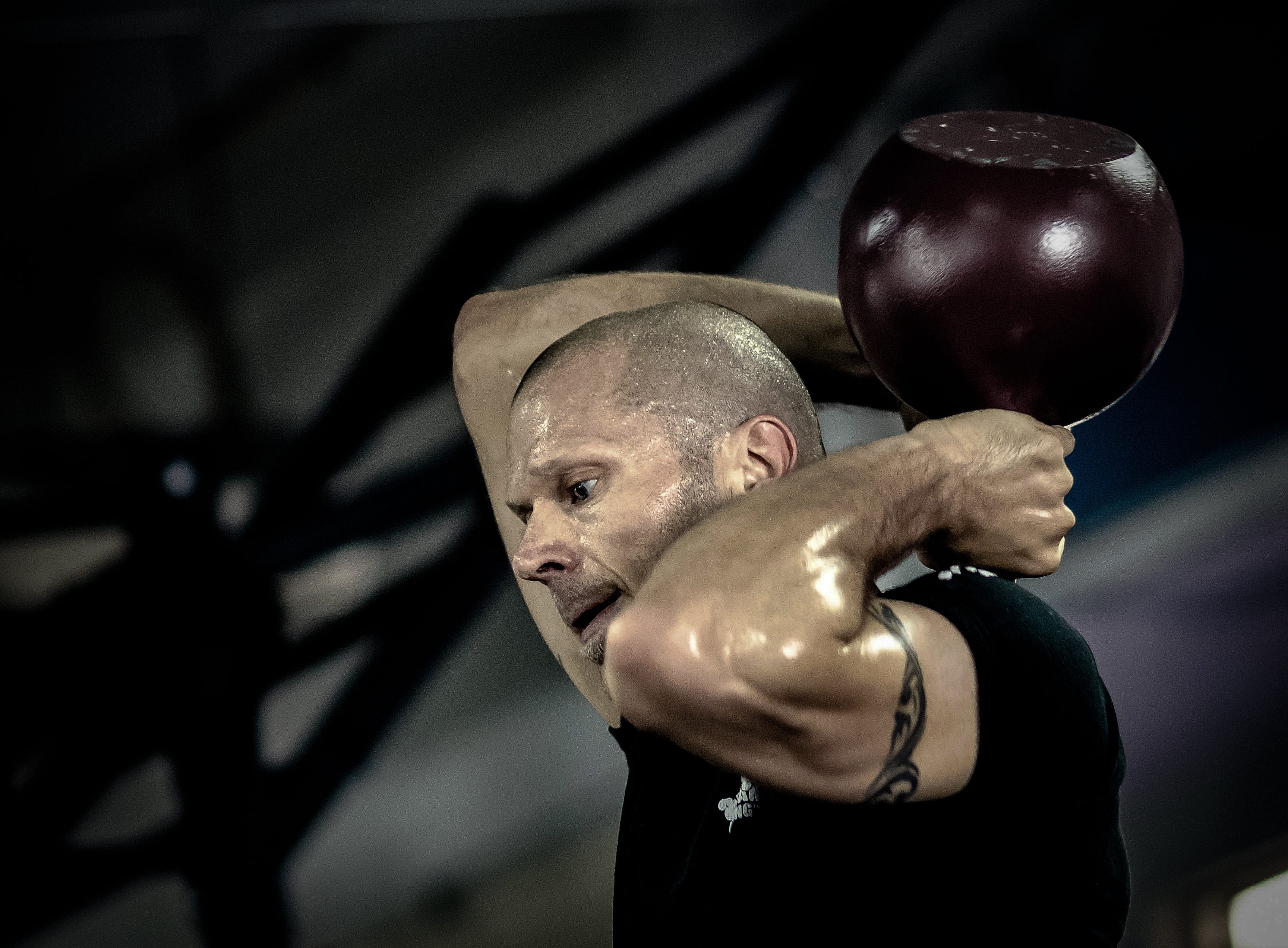 strength, training, one man only, leisure activity, fit, male likeness, athlete, determination, gym, man, trainer, lifestyles, human representation, strong, HD Wallpaper