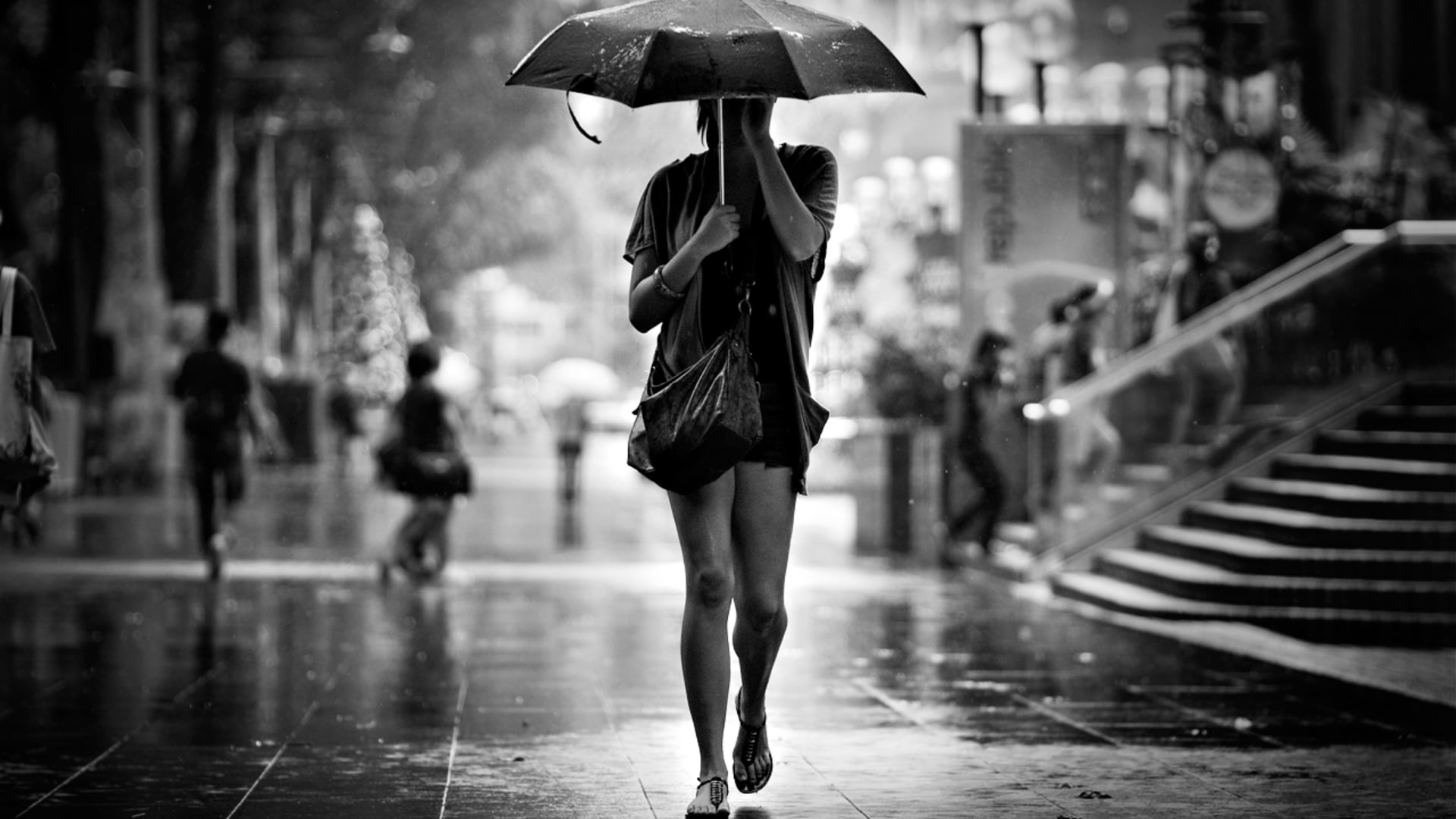 outdoors, wet, adult, one person, focus on foreground, real people, monsoon, protection, women, walking, day, full length, rainy season, rain, 1080P, urban, HD Wallpaper