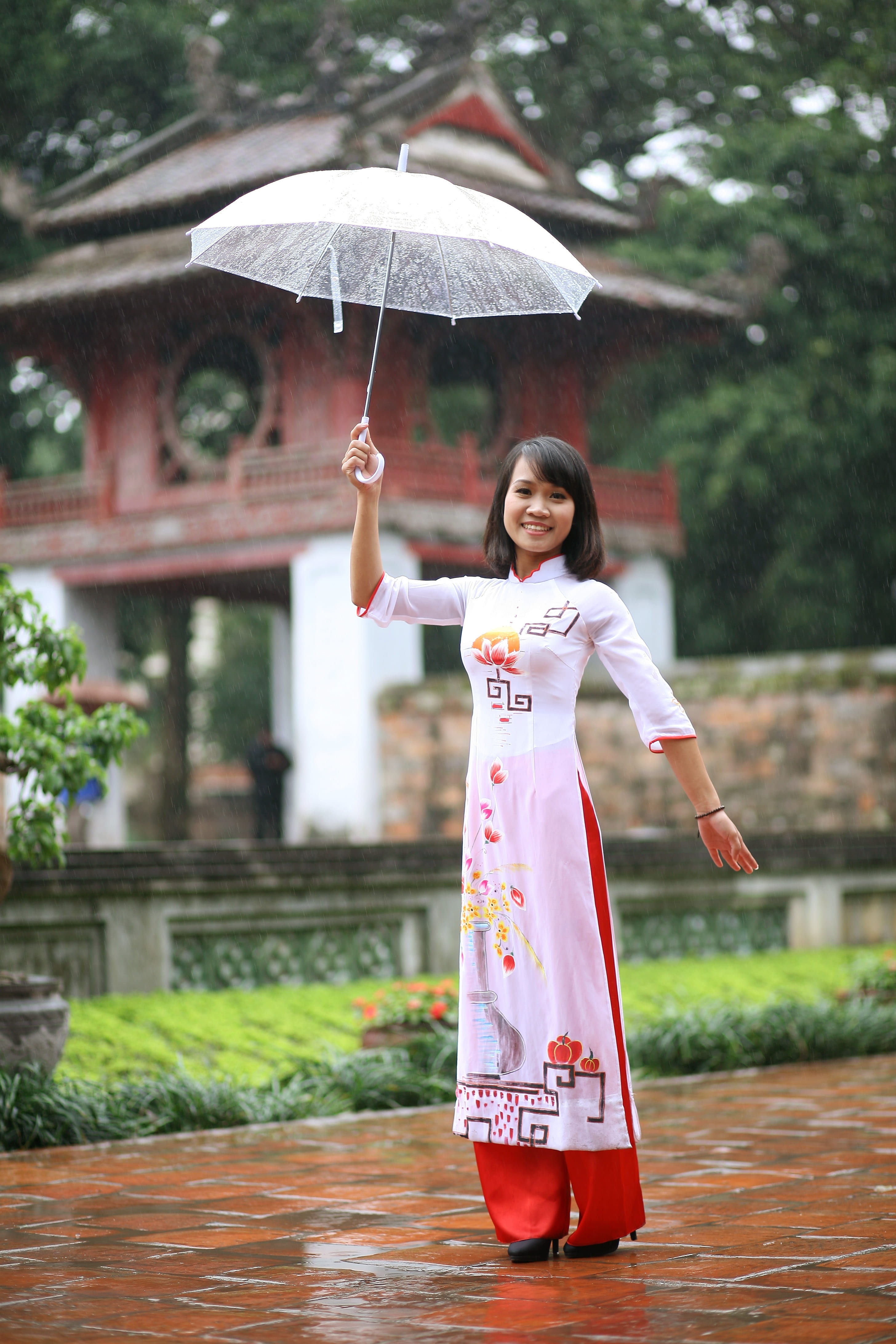 hairstyle, girl, red, tree, happiness, umbrella, rain, japan, china, women, garden, child, orange, asia, looking at camera, portrait, asian, traditional, Phone HD Wallpaper